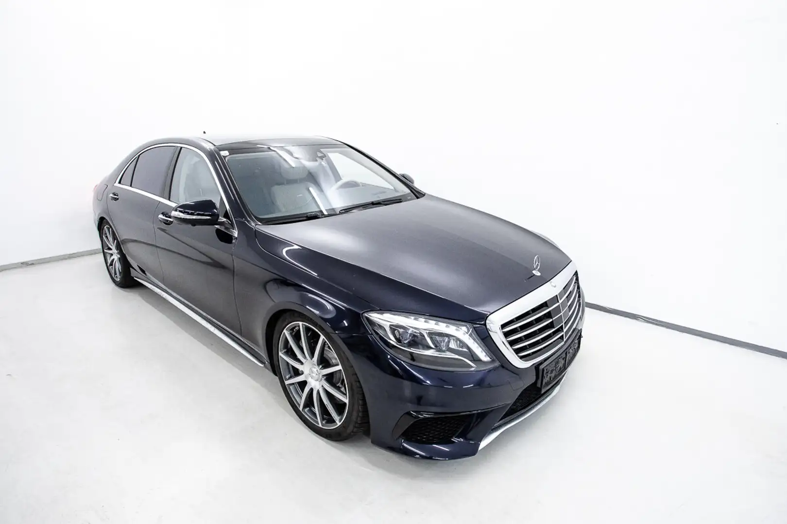 Mercedes-Benz S 63 AMG Aut. 4MATIC Blau - 2
