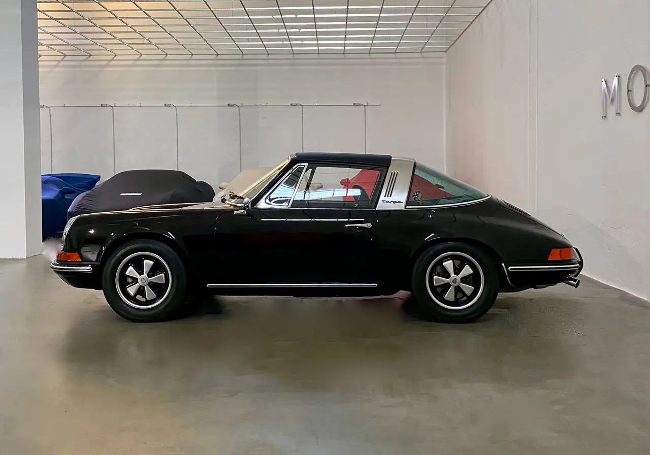 Porsche 911 2.4 T Targa, foto 2