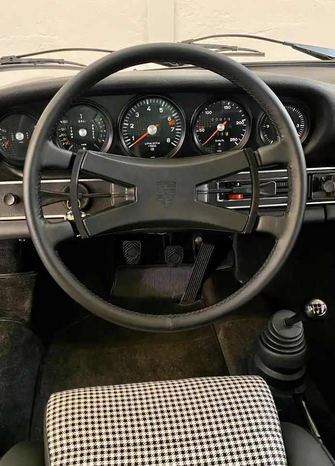 Porsche 911 2.4 T Targa, foto 5