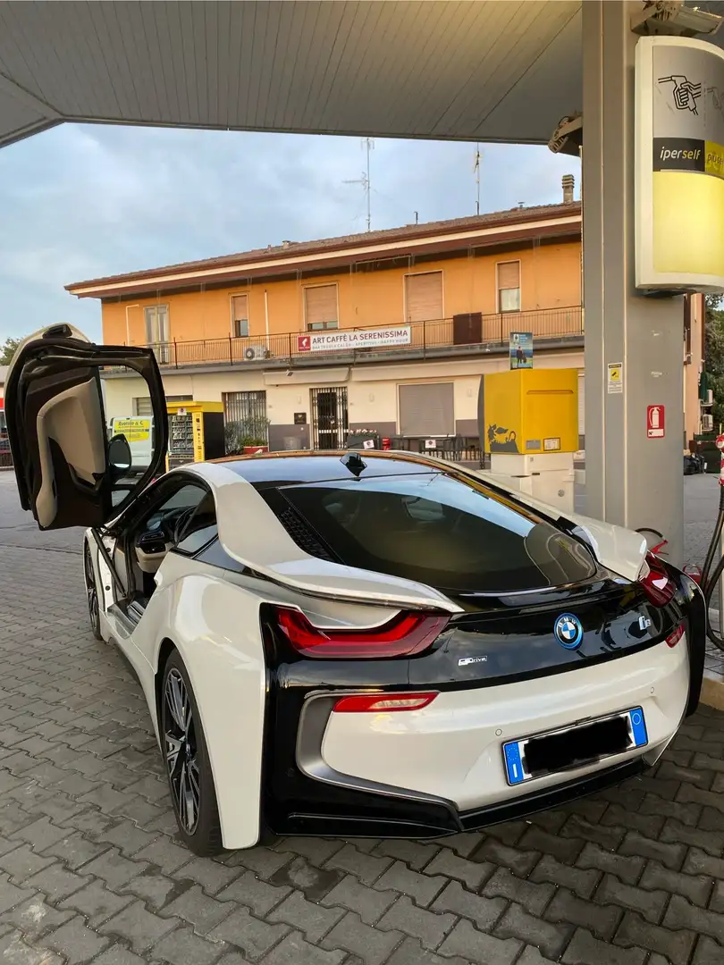 BMW i8 - 2