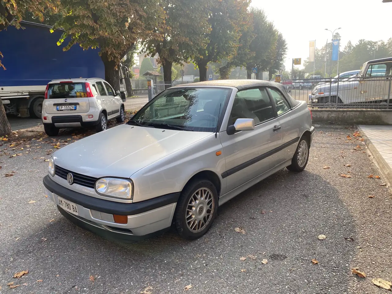 Volkswagen Golf Cabriolet Cabrio 1.8 Basic 90cv, foto 3