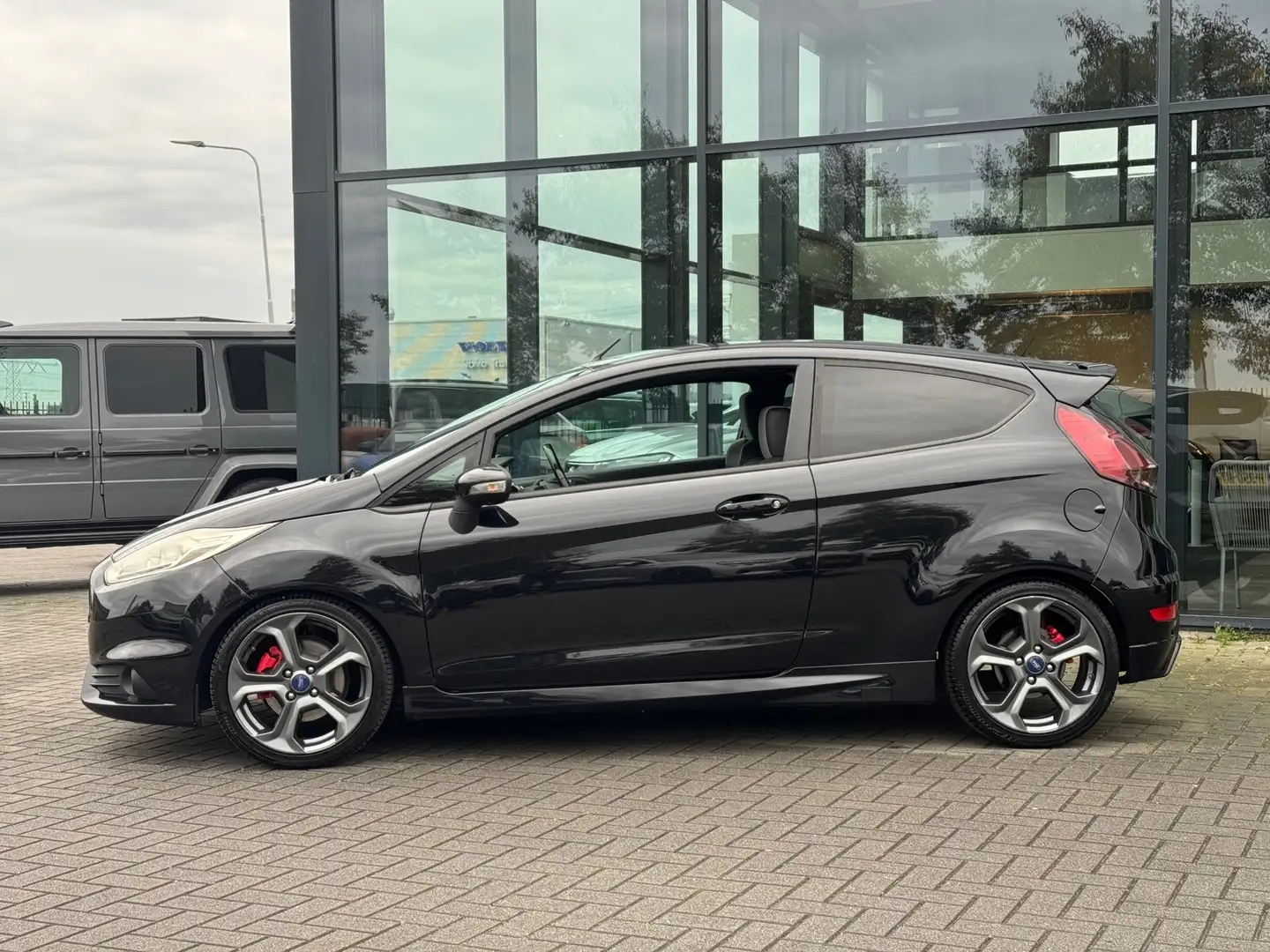 Ford Fiesta 1.6 ST2 * Camera * Recaro * Stoelverwarming * Clim Schwarz - 2