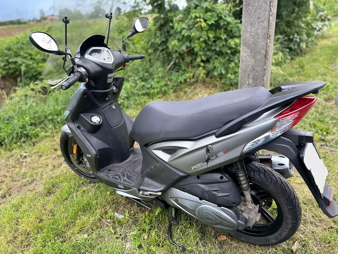 Kymco Agility 125 Grigio - 2