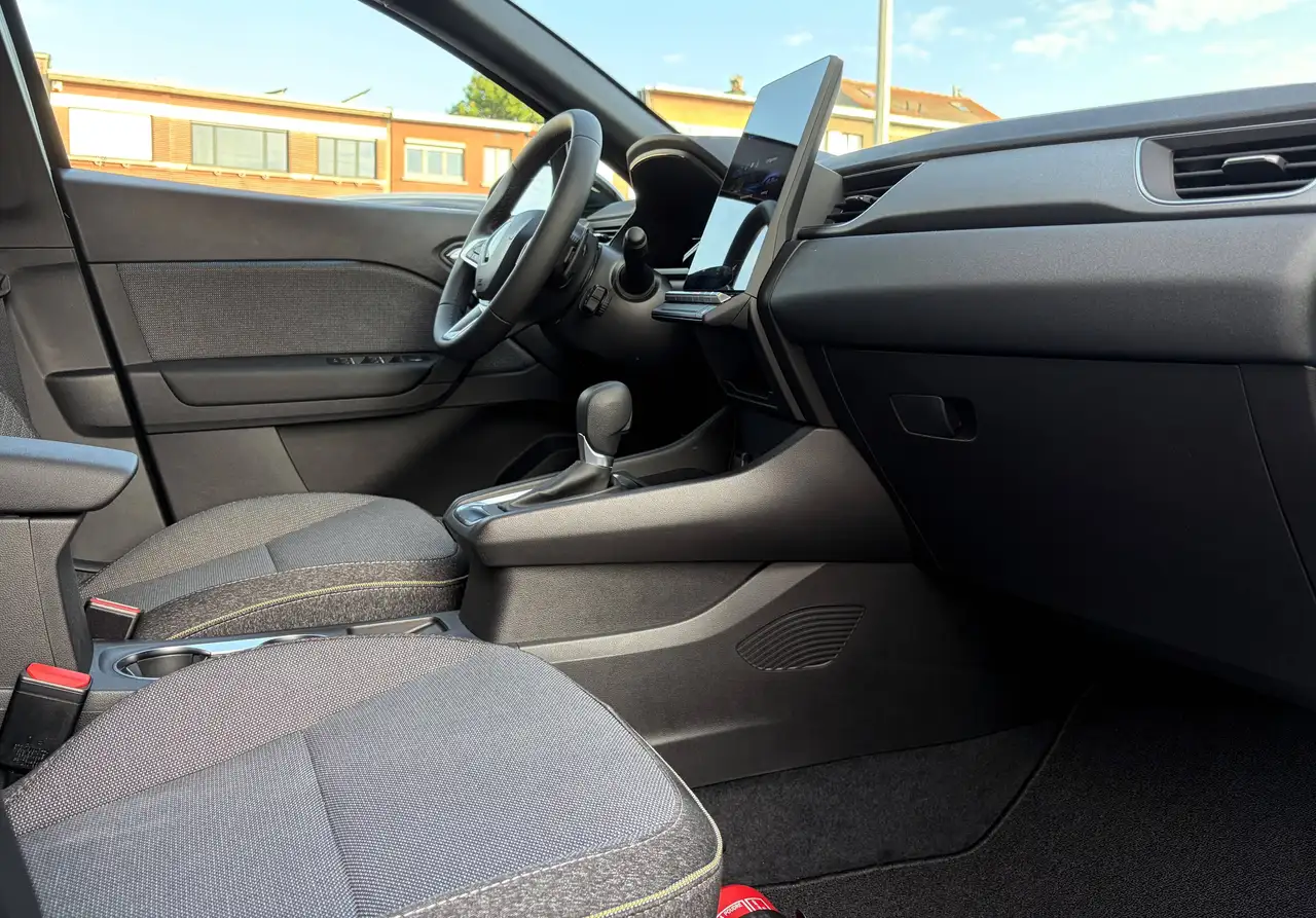 Renault Captur 1.3 TCe MHEV Techno 24.972 KM!!, миниатюра 15