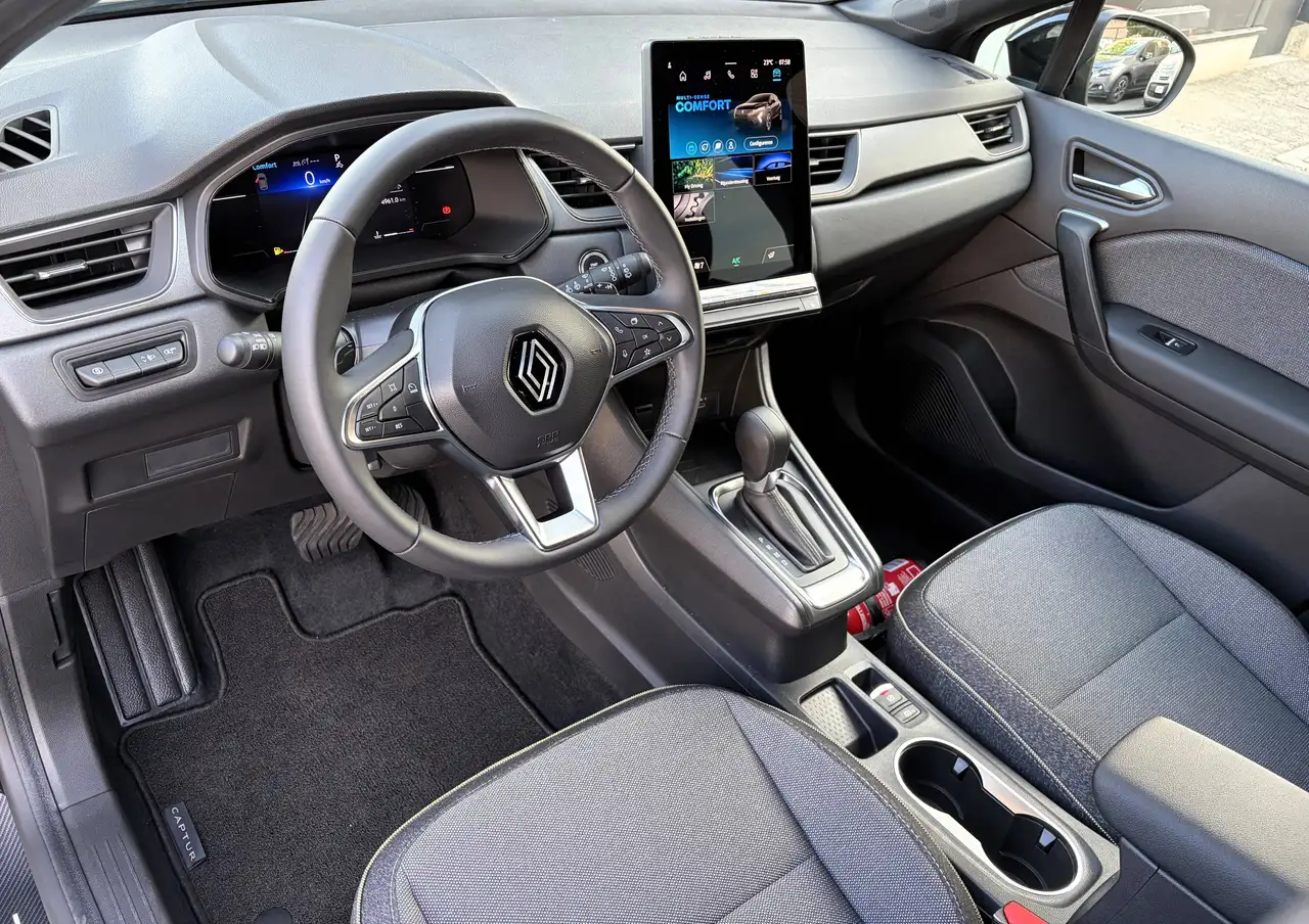 Renault Captur 1.3 TCe MHEV Techno 24.972 KM!!, миниатюра 10