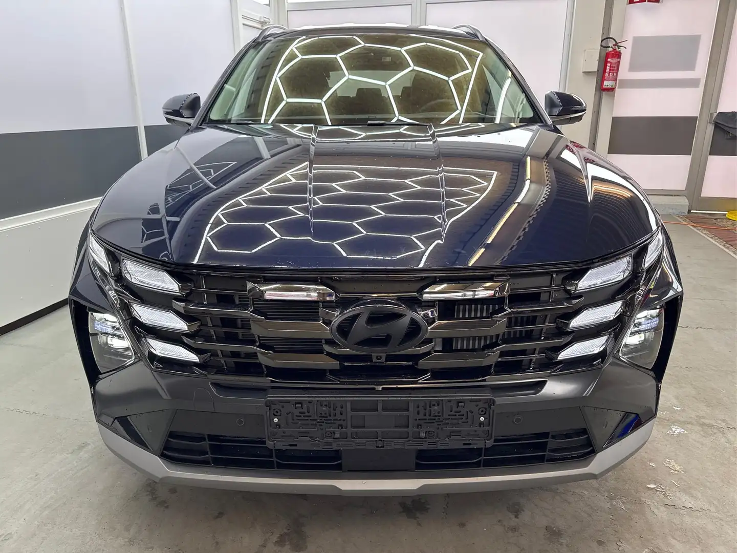 Hyundai TUCSON Impression DCT MHEV E-Shift 360 KRELL HUD MATRI... Blau - 2