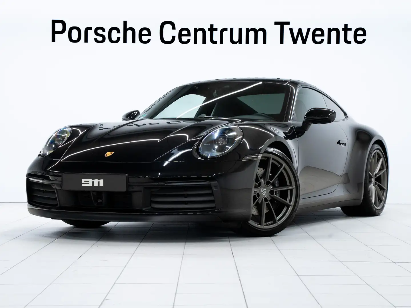 Porsche 992 Carrera S Zwart - 1