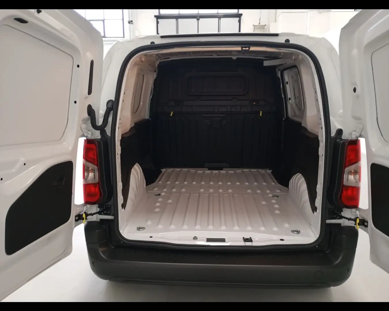 Citroen Berlingo PureTech 110 S&S Van M Bianco - 2