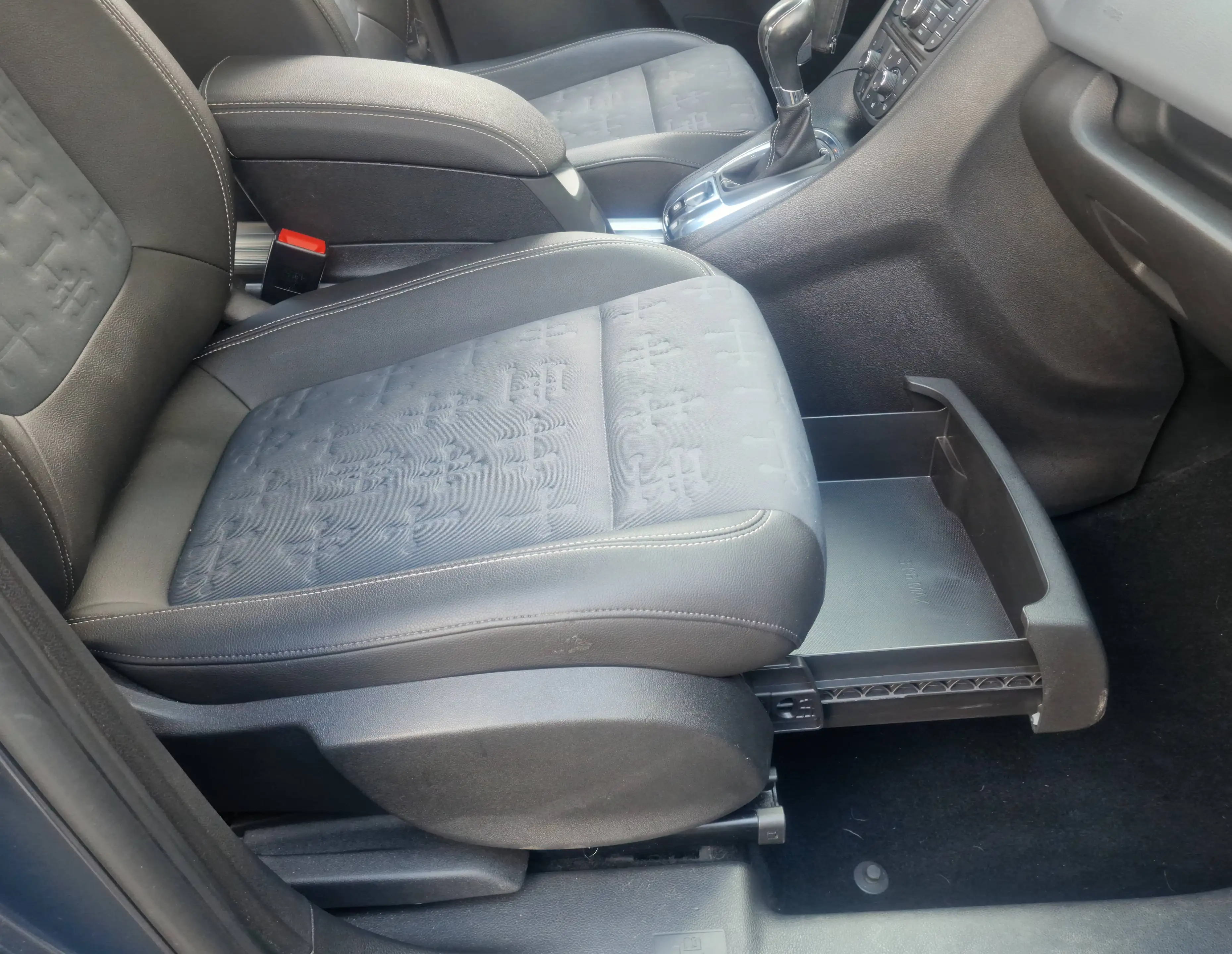 Opel Meriva Innovation — photo 10