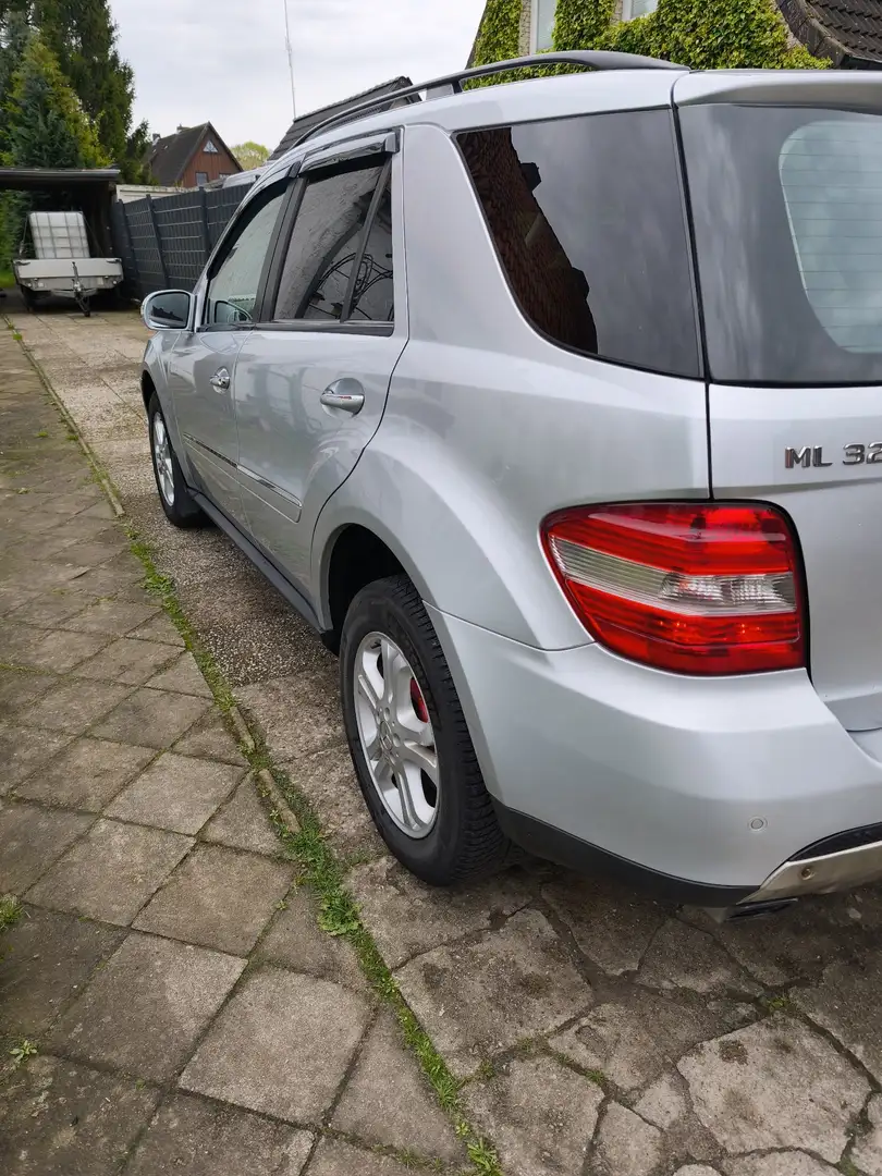 Mercedes-Benz ML 320 CDI 4Matic 7G-TRONIC DPF - 2