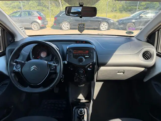 Citroen C1 view 10