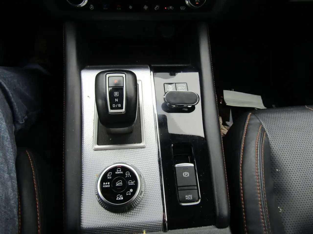 Mitsubishi Outlander снимка Mitsubishi Outlander