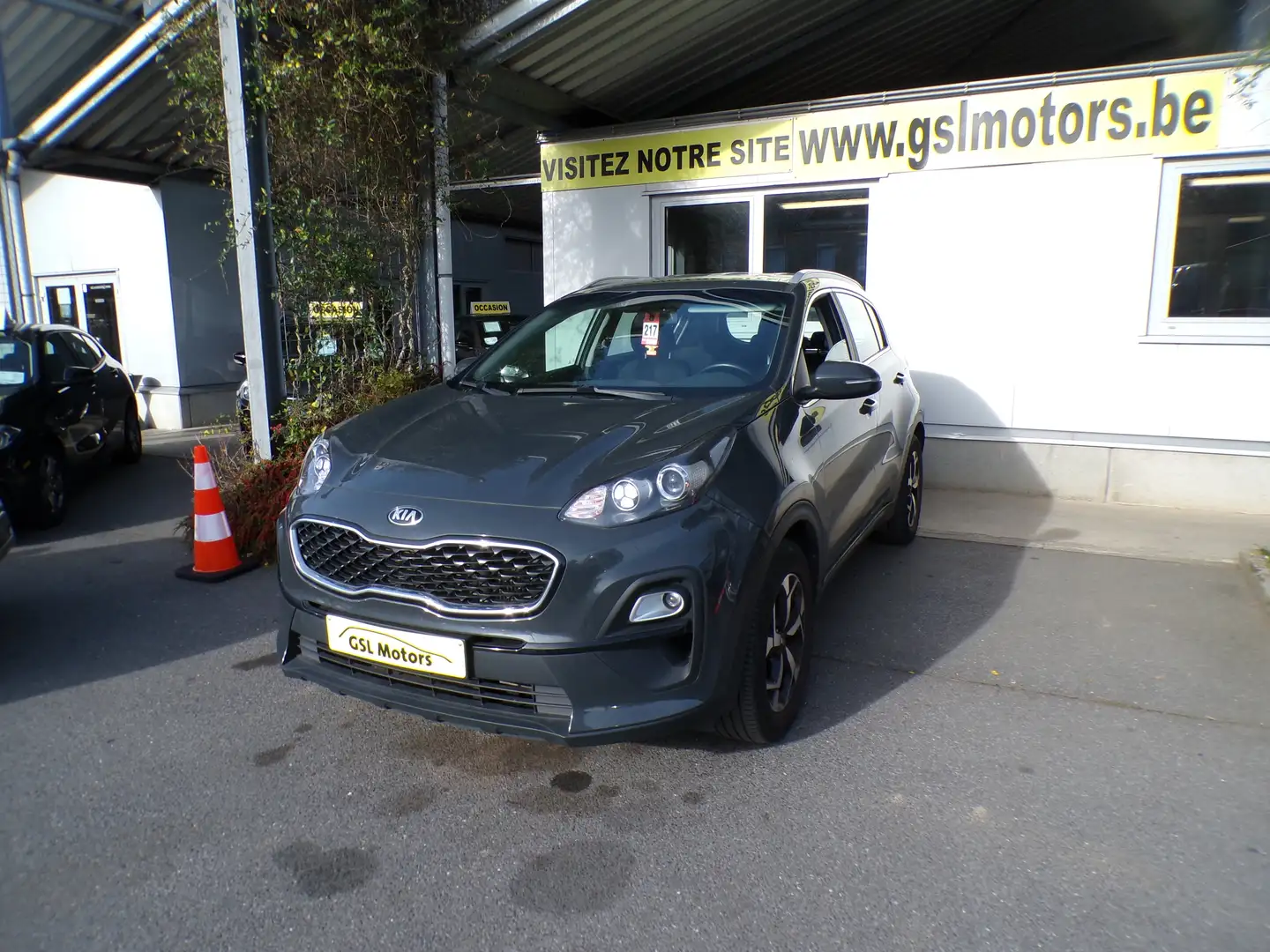 Kia Sportage GARANTIE 3ANS 1.6CRDi 115cv Gris 02/21 45142km GPS Серый - 1
