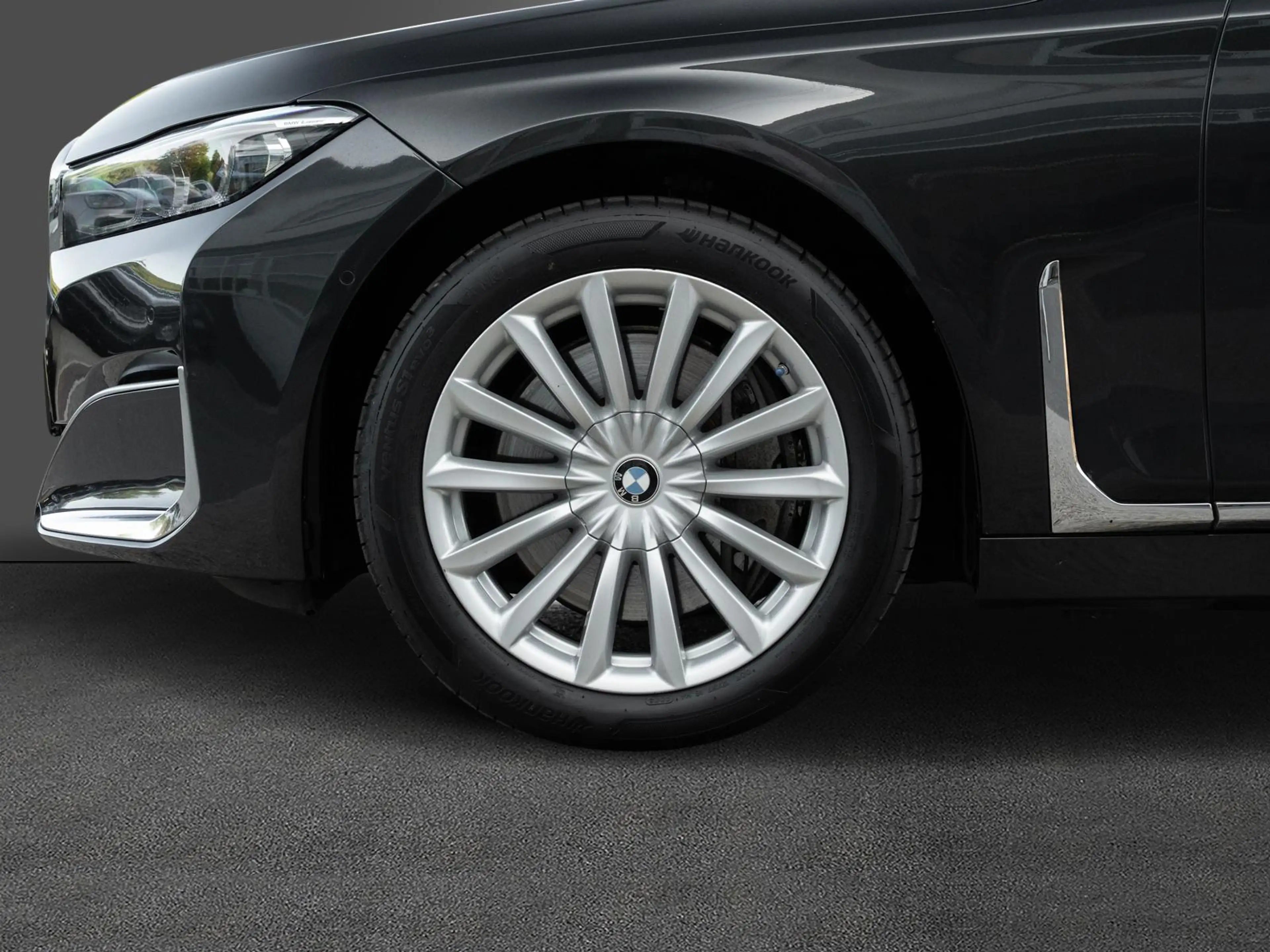 BMW 750 Sitzklima Luft Harman-Kardon Head-Up Laser — photo 5