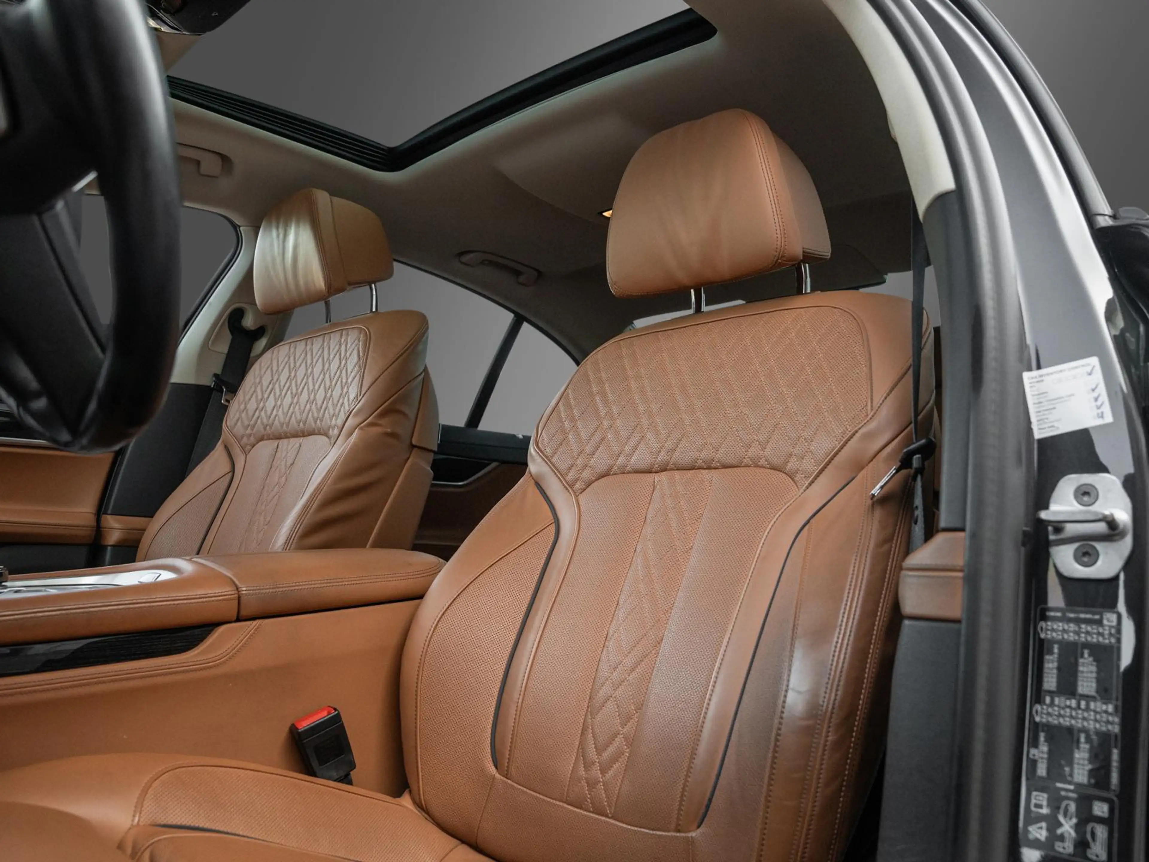 BMW 750 Sitzklima Luft Harman-Kardon Head-Up Laser — photo 13