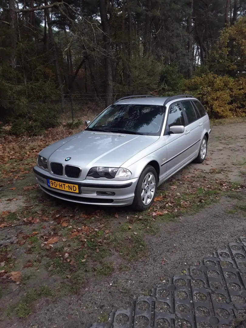 BMW 330 bmw e46 touring 318 i Grijs - 1