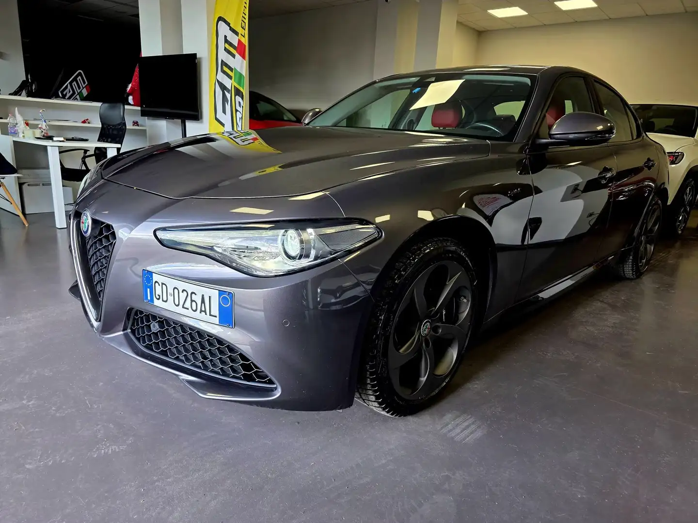 Alfa Romeo Giulia Giulia 2020 2.2 t Sprint 190cv auto Gris - 2