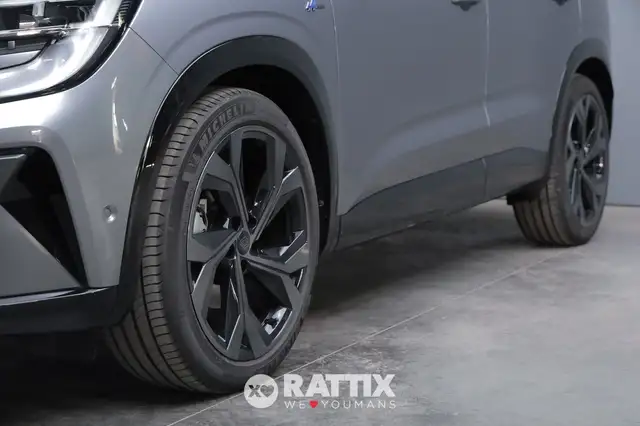 Renault Austral view 4