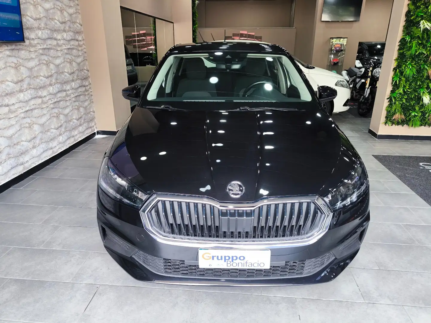 Skoda Fabia 1.0 TSI EVO 95 CV Ambition Zwart - 2