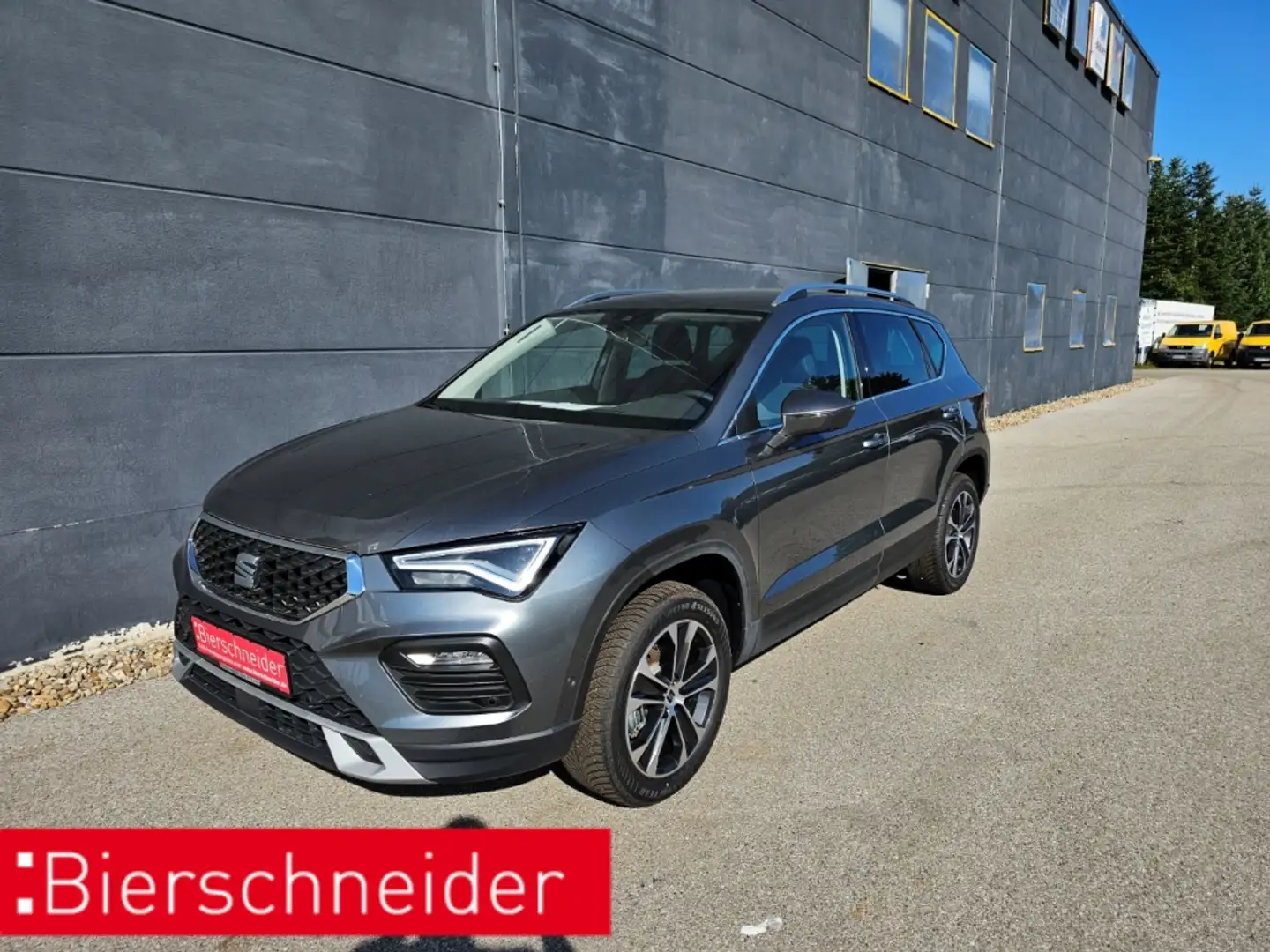 SEAT Ateca 1.5 TSI DSG Style Edition eHeck Fahrass M Grau - 1