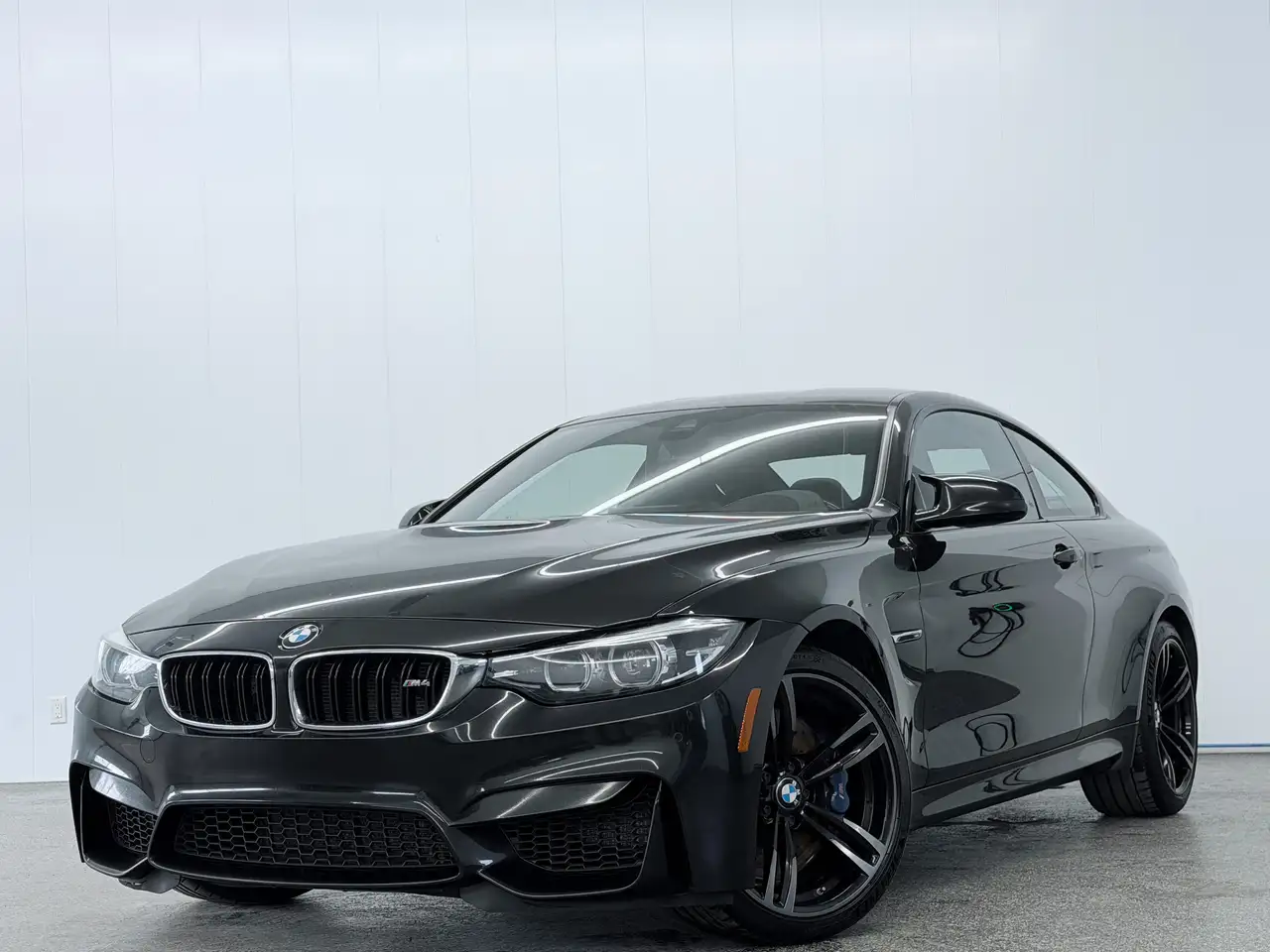 BMW M4 снимка BMW M4
