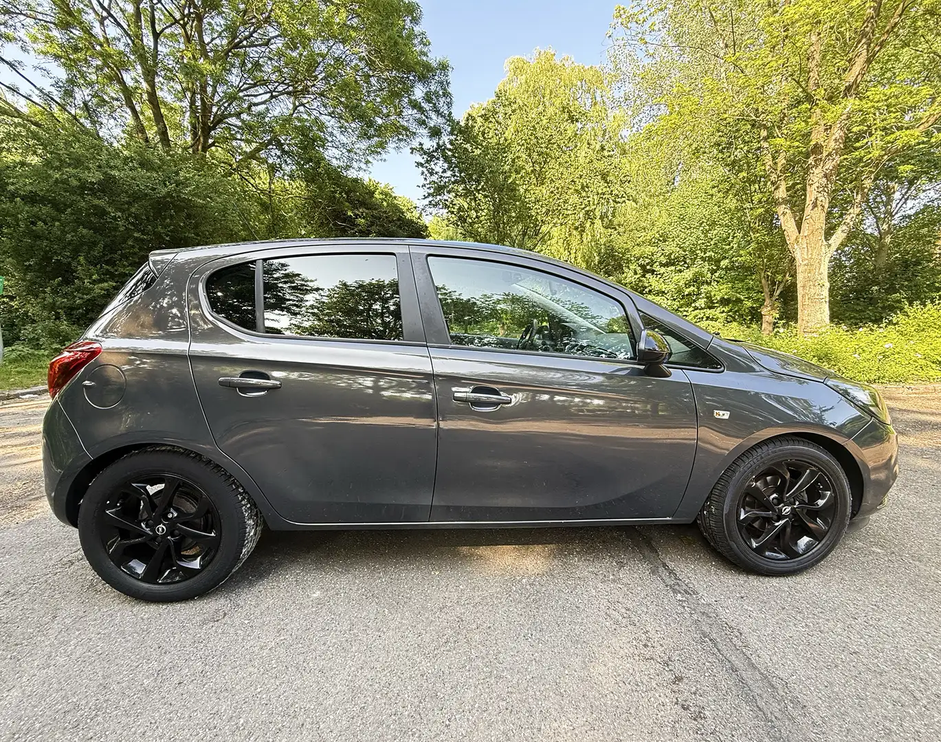 Opel Corsa-e 1.4 Cosmo Grijs - 1