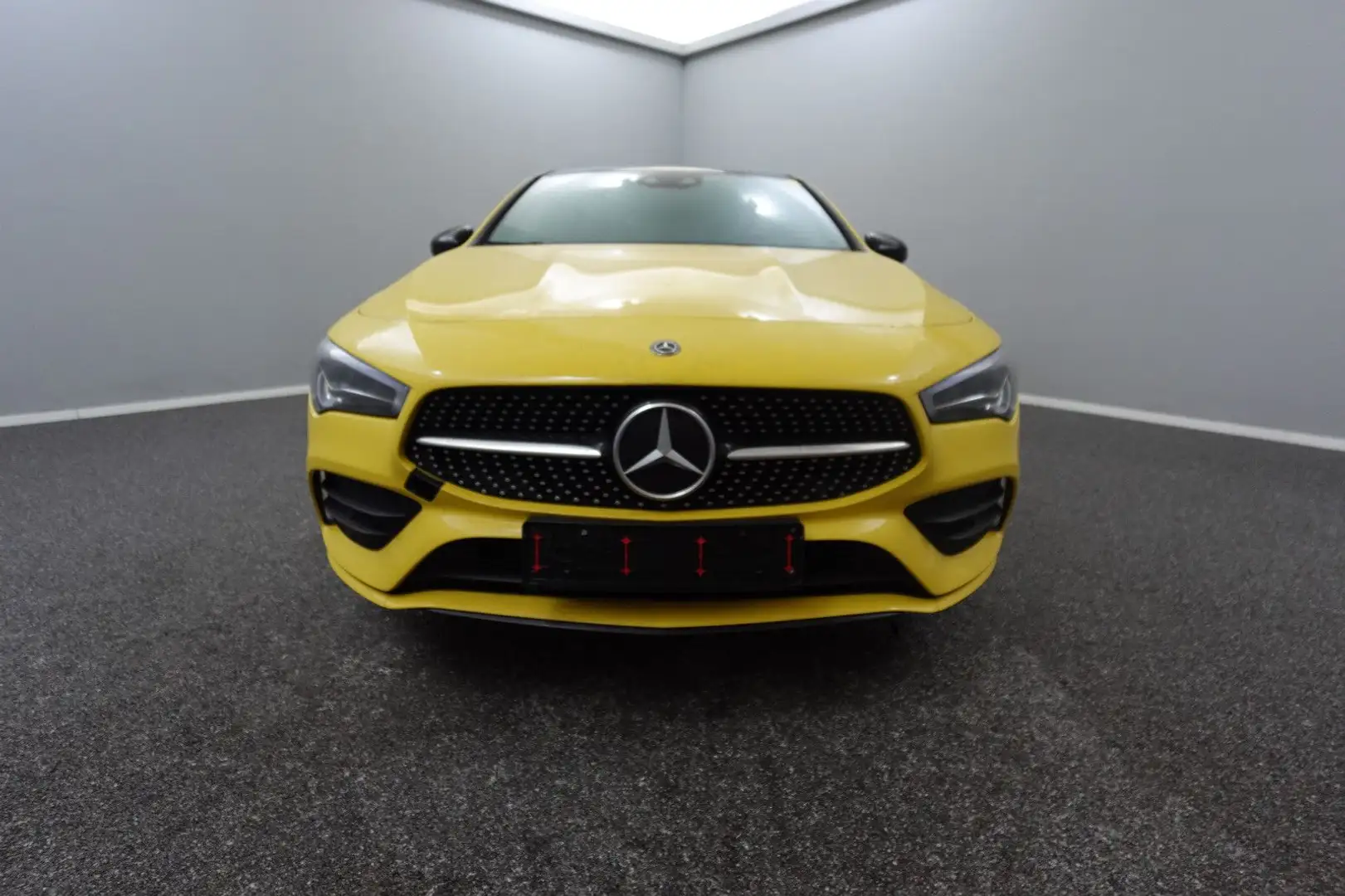 Mercedes-Benz CLA 220 4M Coupe AMG LINE BURM*BEAM*PANO*HEAD Jaune - 2