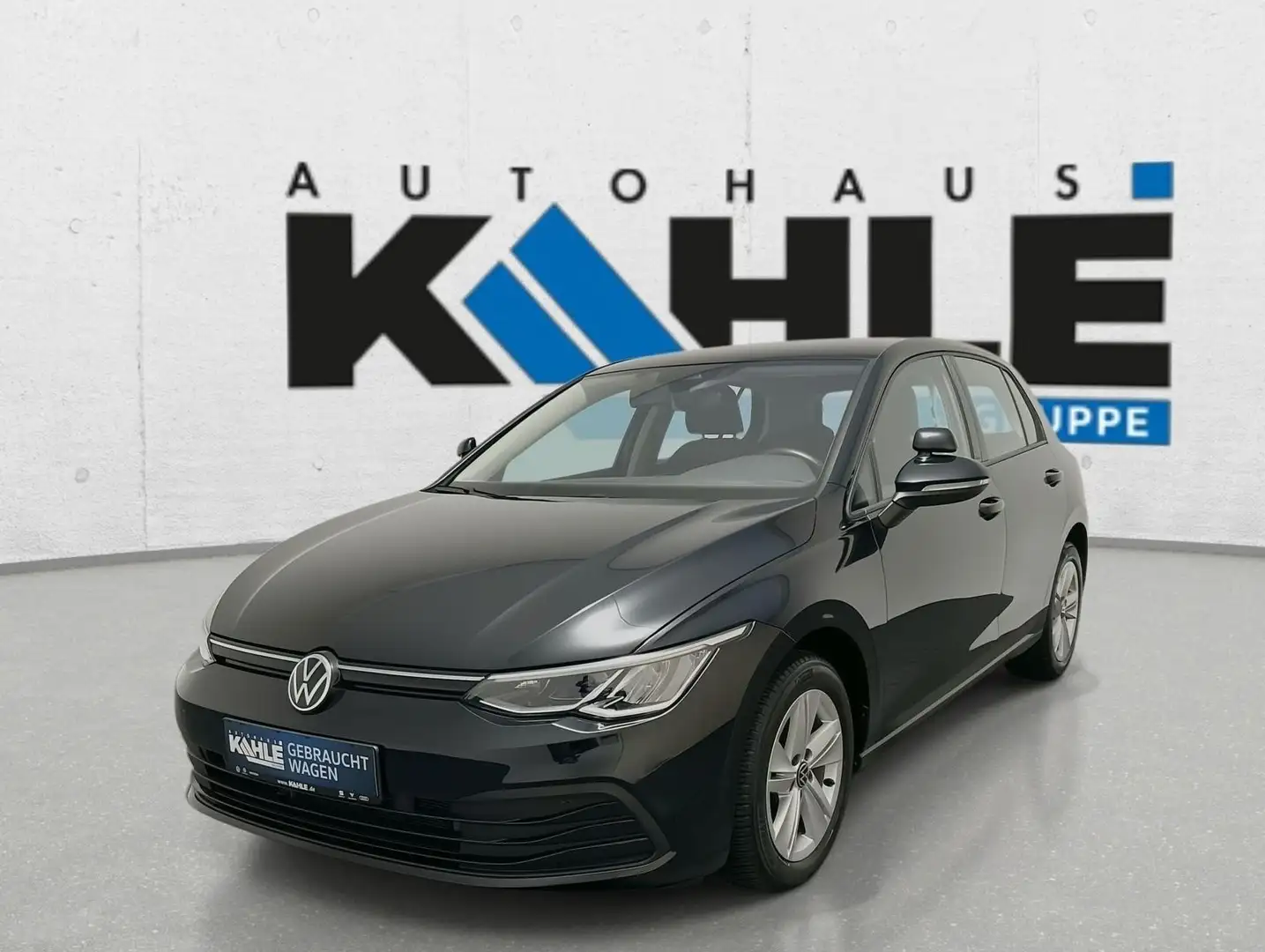 Volkswagen Golf VIII 2.0 TDI Lim. Life Zwart - 2