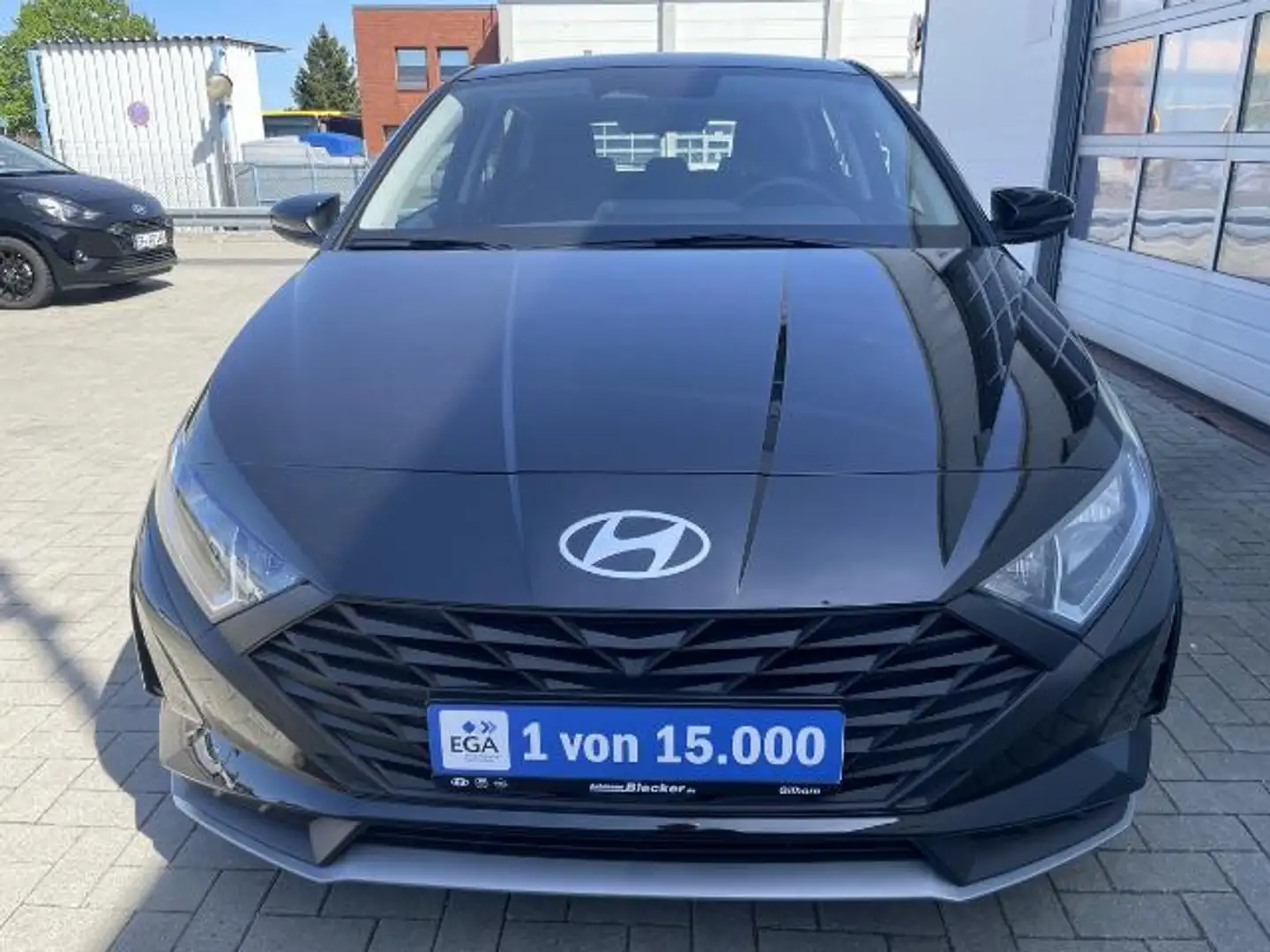 Hyundai i20 1.2*Navi*PDC*Kamera*Szhg*Klima* Schwarz - 2