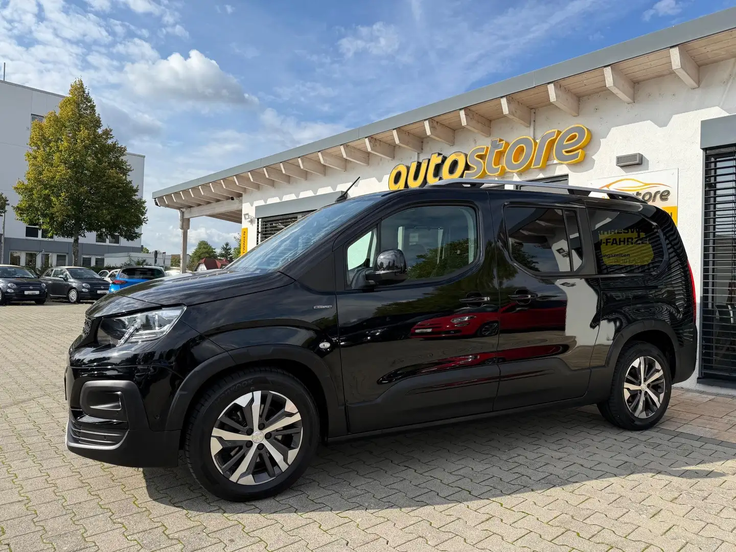 Peugeot Rifter 1.2 PureTech 110 Allure L2 81 kW (110 PS), Scha... - 1