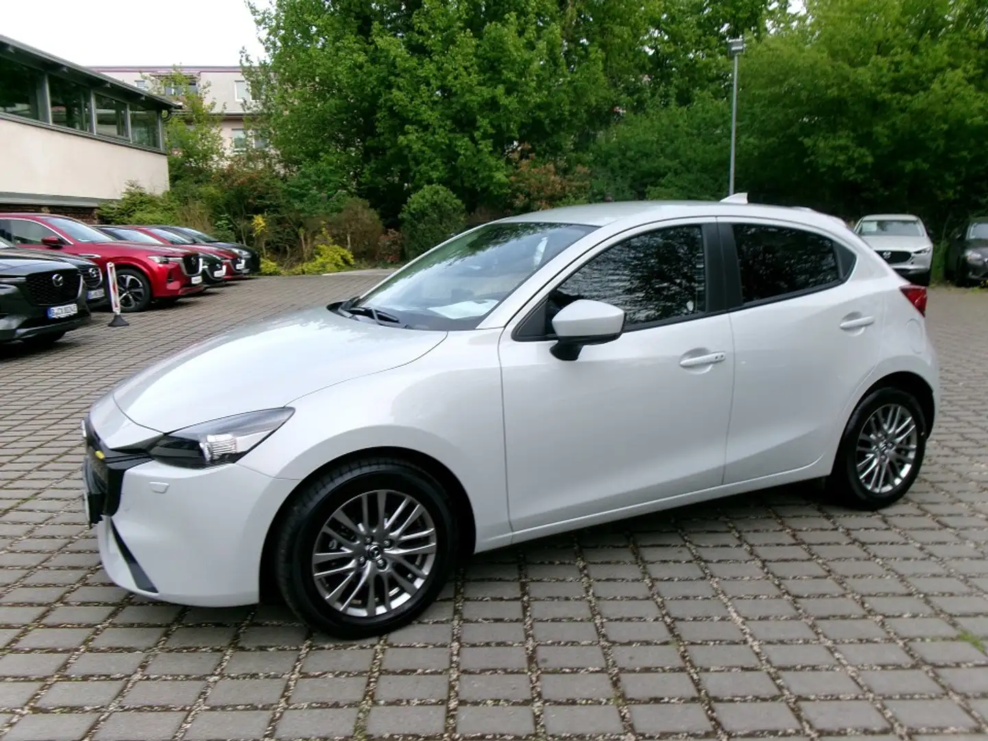 Mazda 2 1.5L e-SKYACTIV G 90ps EXCLUSIVE-LINE Blanc - 2