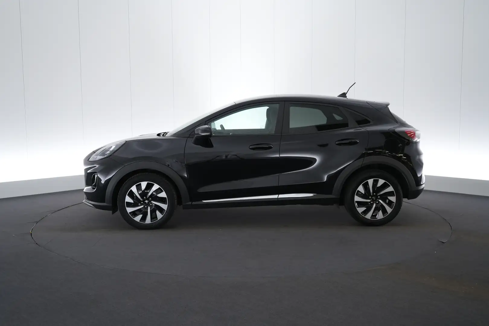 Ford Puma 1.0 EcoBoost MHEV Titanium LED GPS PDC Carplay Ver Schwarz - 2