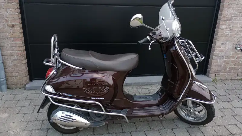 Vespa LX 125 - foto 4