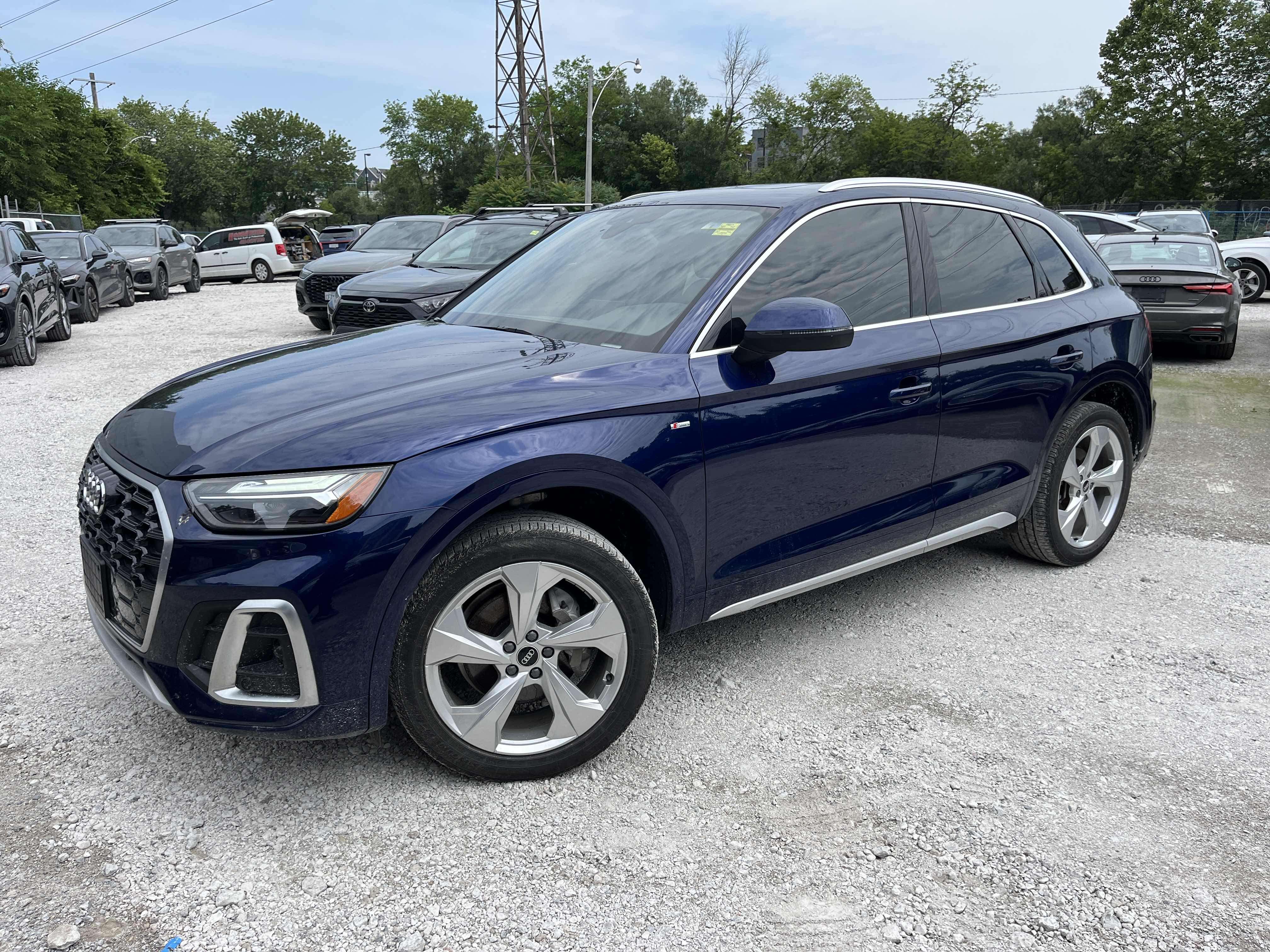 2021 Audi Q5 Progressiv - Luxury Meets Quattro AWD — снимка 1