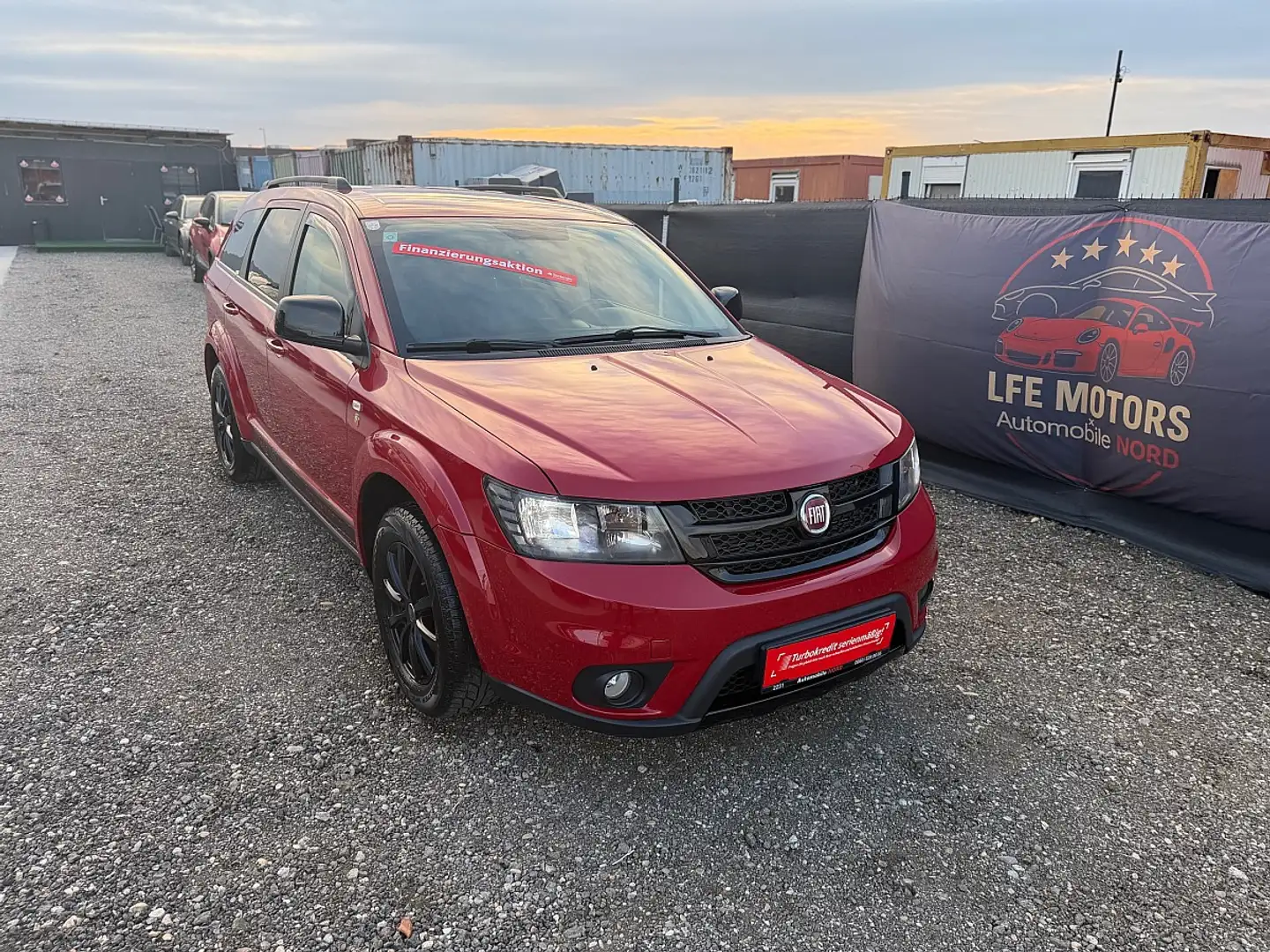 Fiat Freemont 2,0 170 Black Code AWD Aut.  - 7 SITZE - Rot - 2