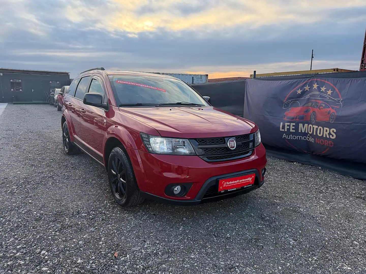Fiat Freemont 2,0 170 Black Code AWD Aut.  - 7 SITZE - Rot - 1