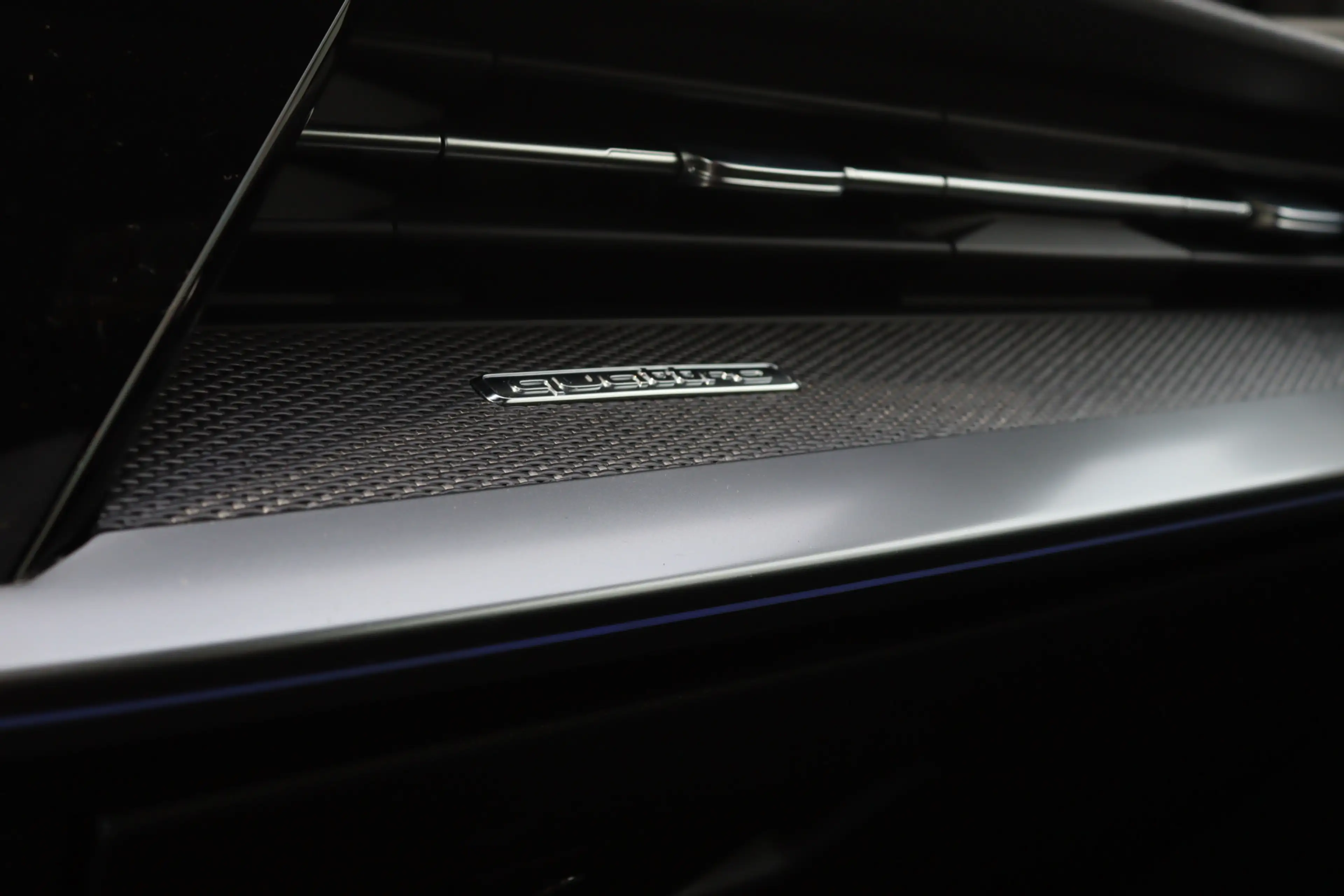 Audi S3 2.0 TFSI quattro Edition One Pano/Matrix LED/B&O/K — photo 37