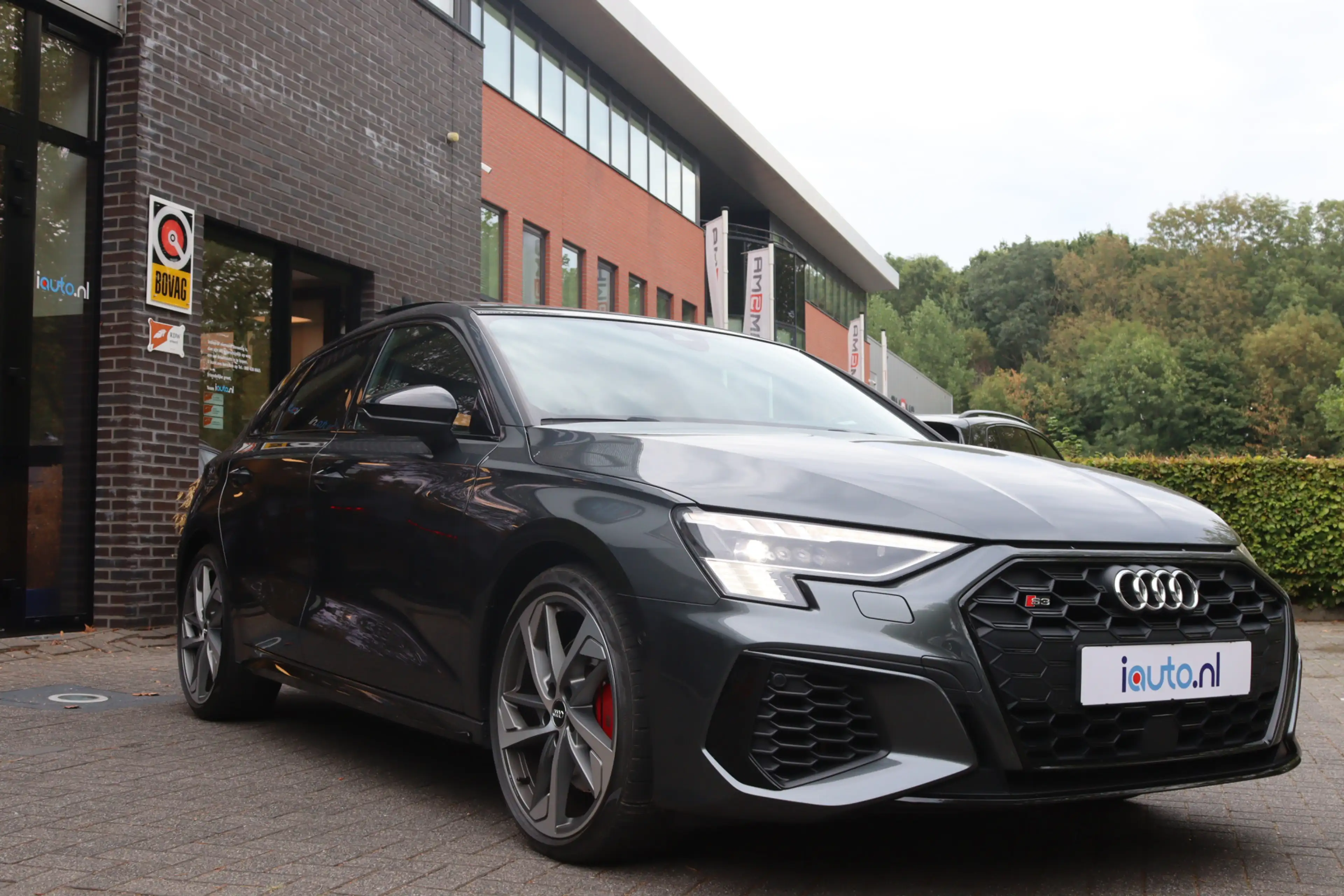 Audi S3 2.0 TFSI quattro Edition One Pano/Matrix LED/B&O/K — photo 42