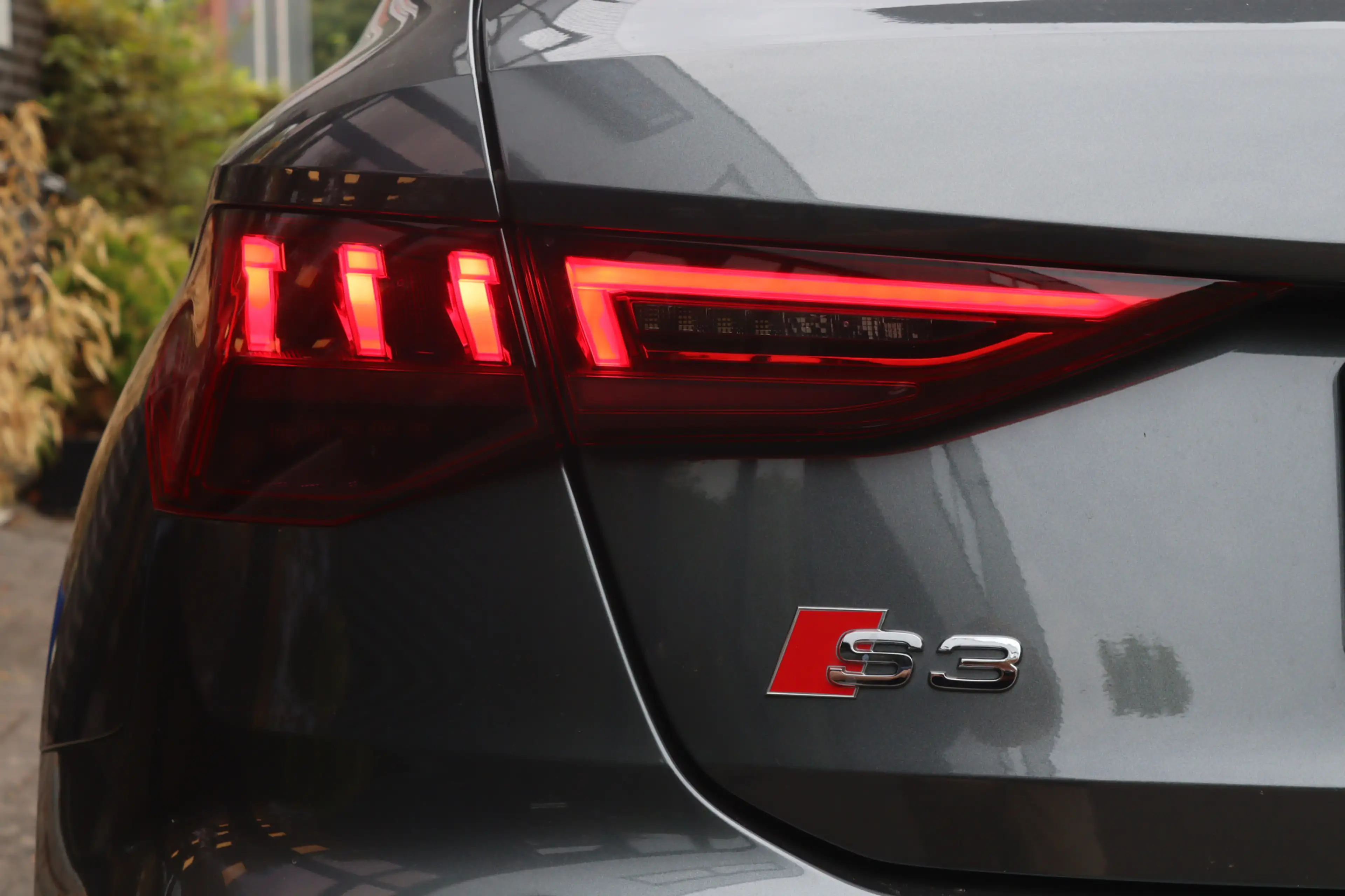 Audi S3 2.0 TFSI quattro Edition One Pano/Matrix LED/B&O/K — photo 46