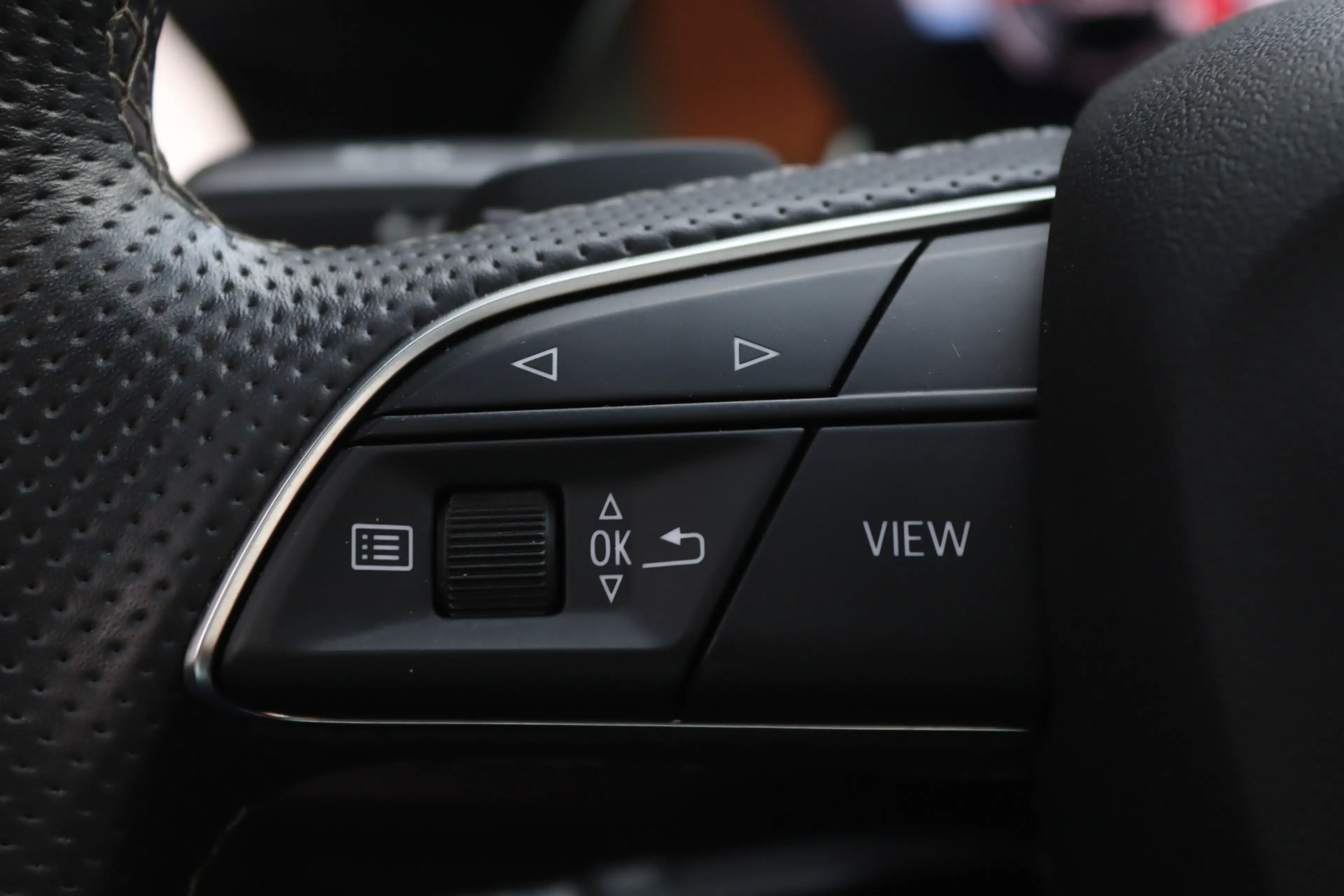 Audi S3 2.0 TFSI quattro Edition One Pano/Matrix LED/B&O/K — photo 32