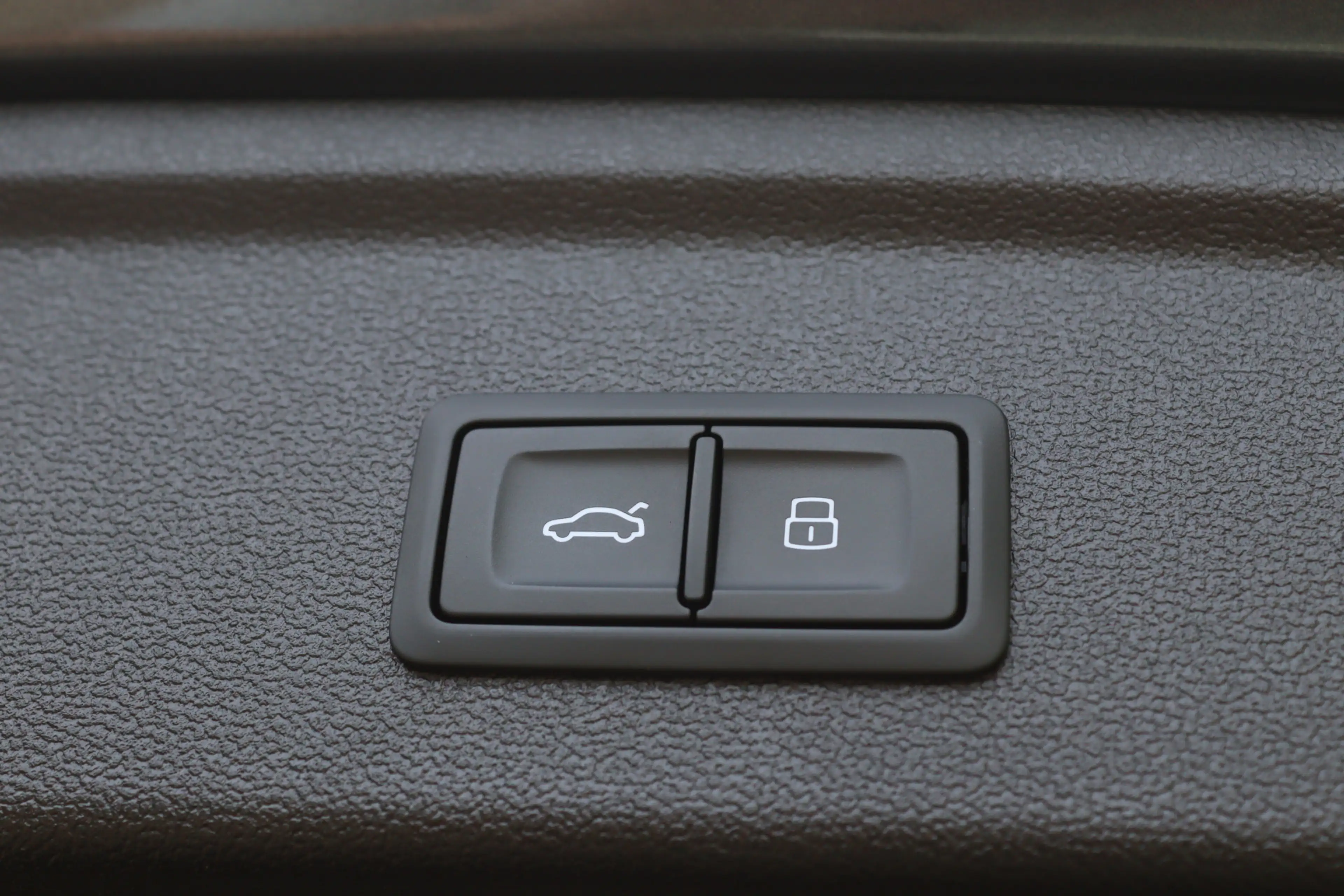 Audi S3 2.0 TFSI quattro Edition One Pano/Matrix LED/B&O/K — photo 41