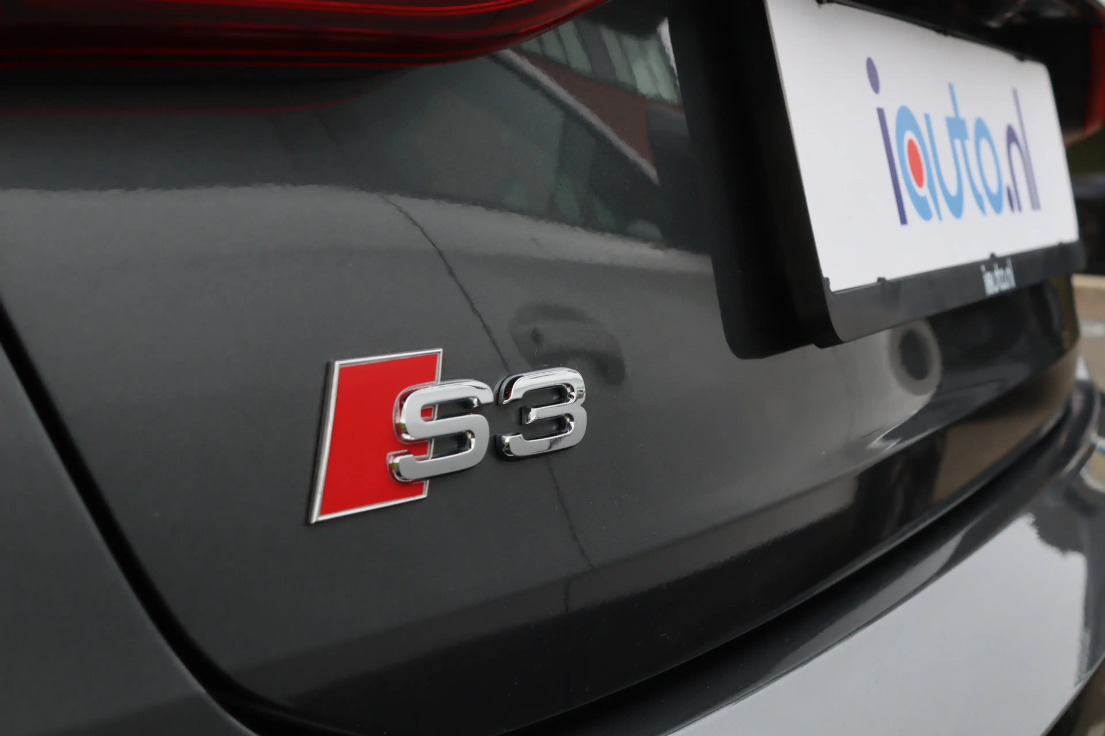 Audi S3 2.0 TFSI quattro Edition One Pano/Matrix LED/B&O/K — photo 47