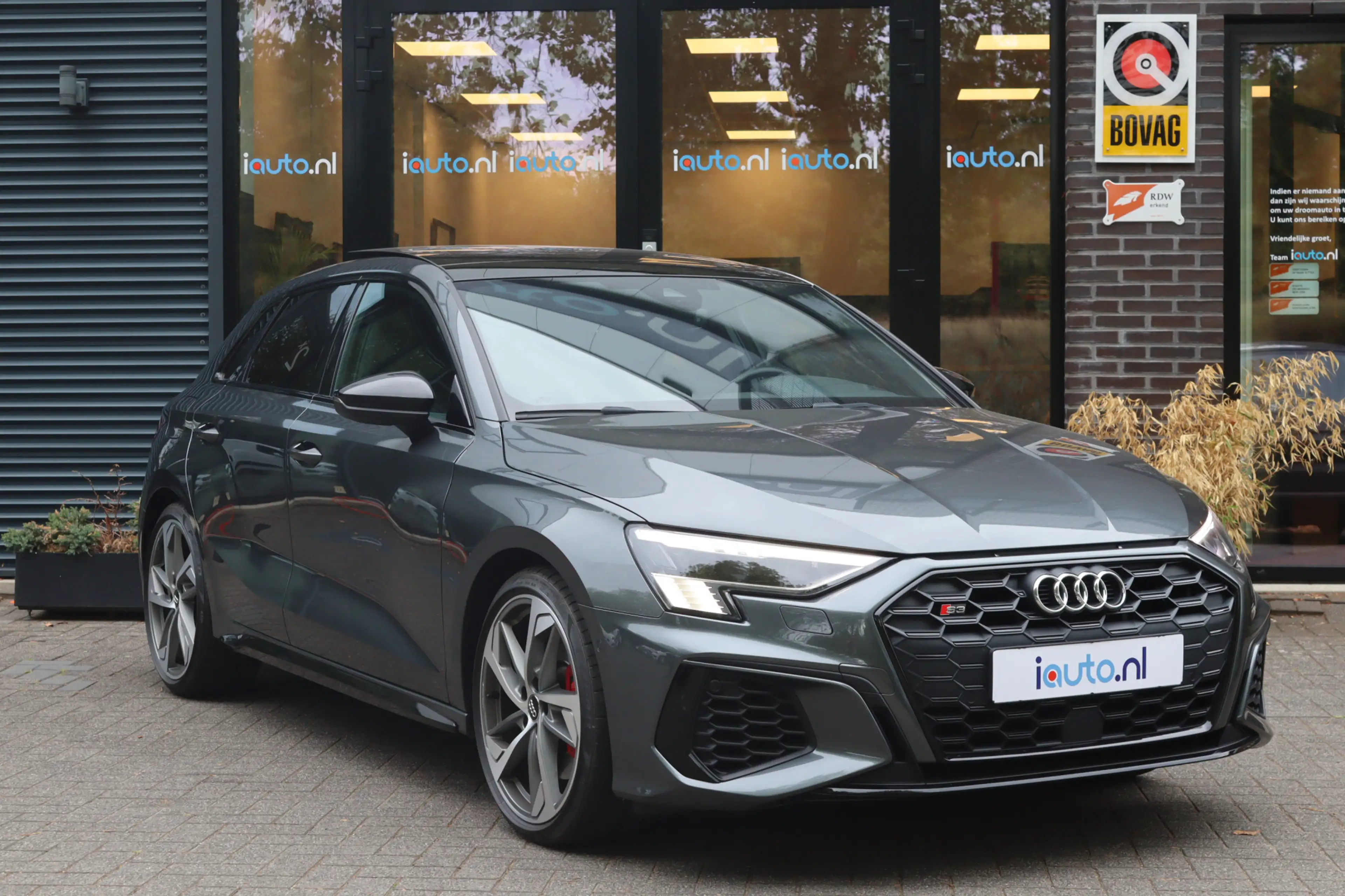 Audi S3 2.0 TFSI quattro Edition One Pano/Matrix LED/B&O/K — photo 5