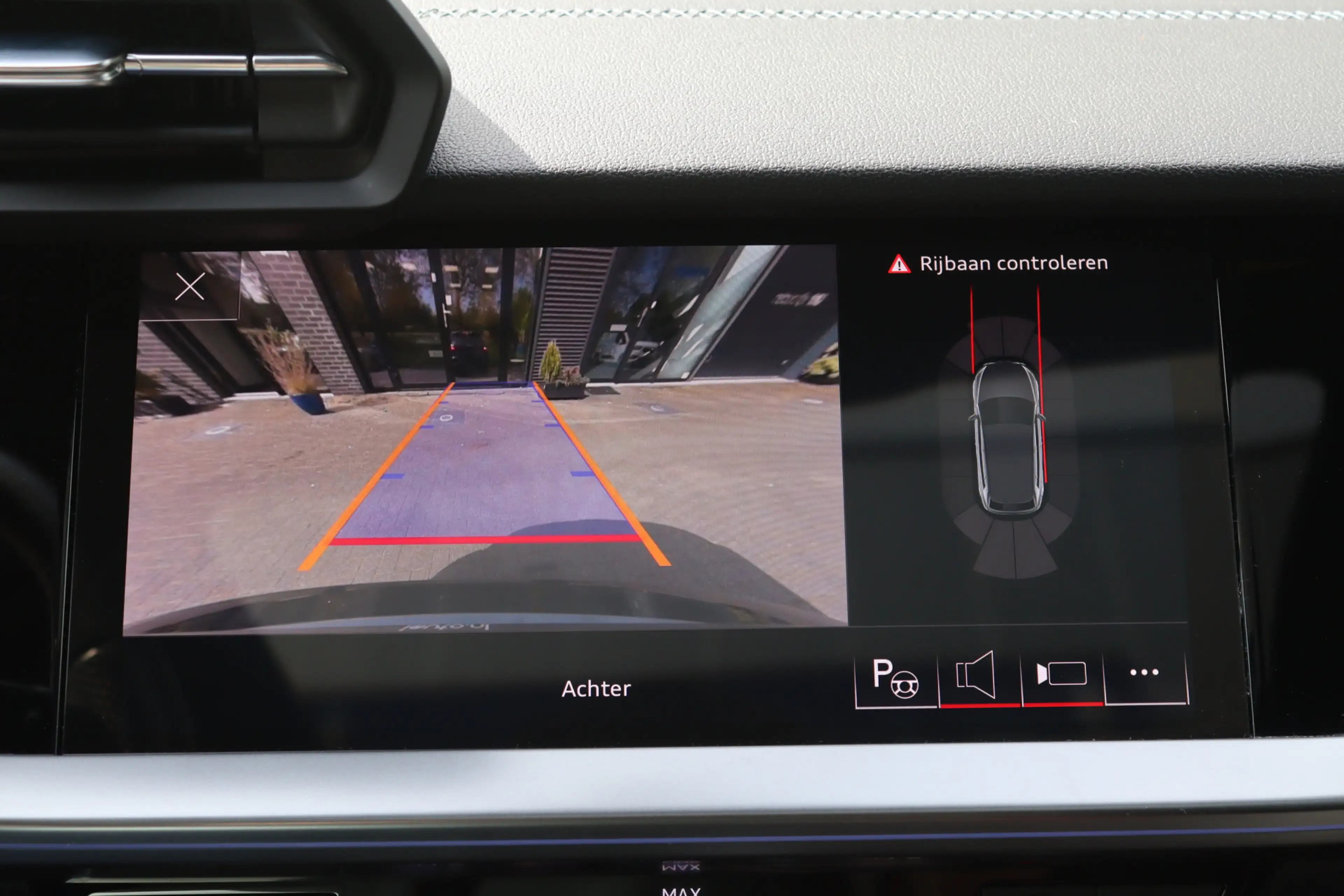 Audi S3 2.0 TFSI quattro Edition One Pano/Matrix LED/B&O/K — photo 15
