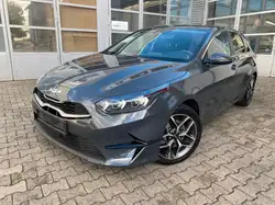 Kia cee'd / Ceed Ultimate Edition/Automatik/JBL/LED