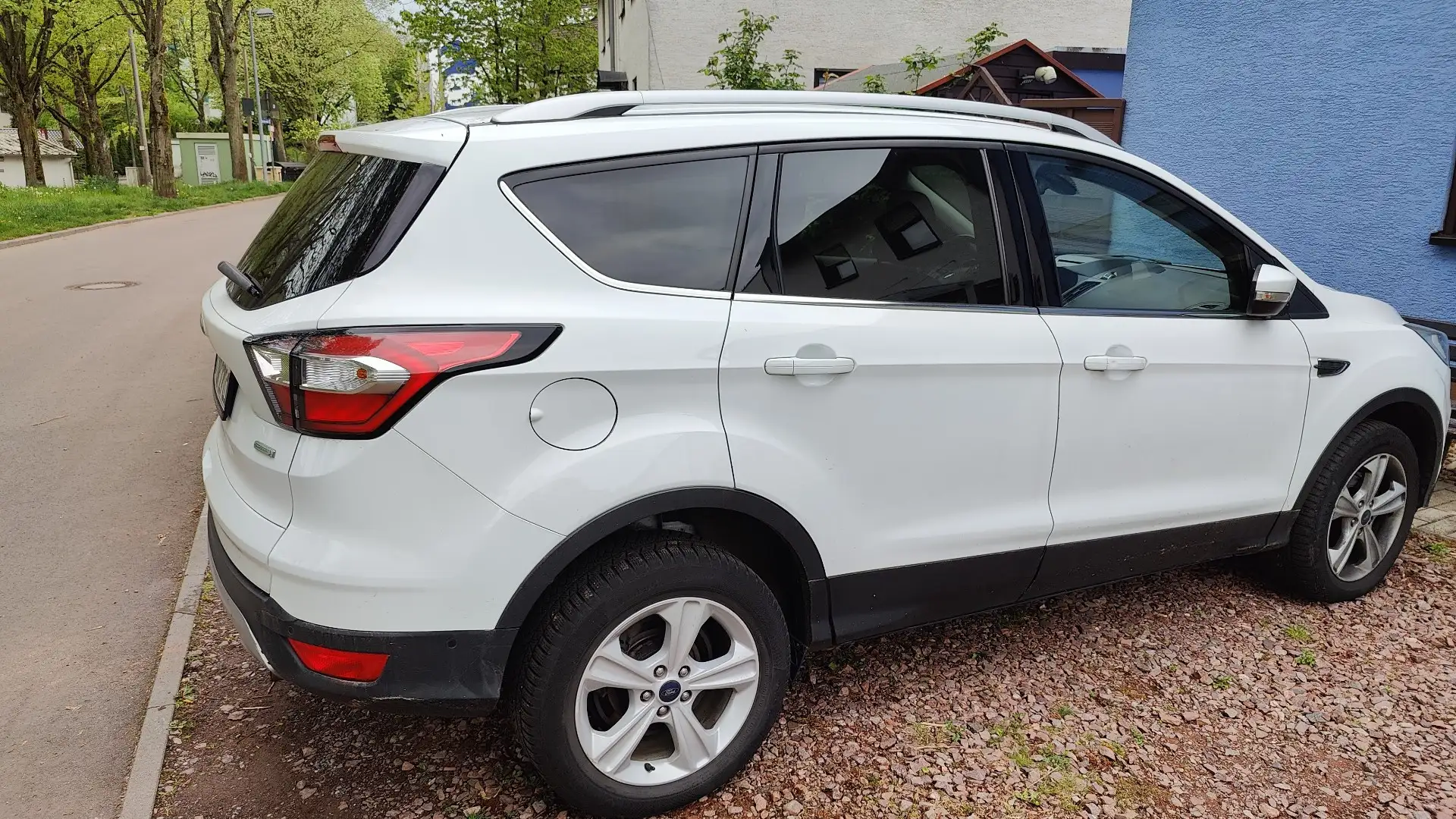 Ford Kuga 1.5 EcoBoost 2x4 Cool & Connect - 2