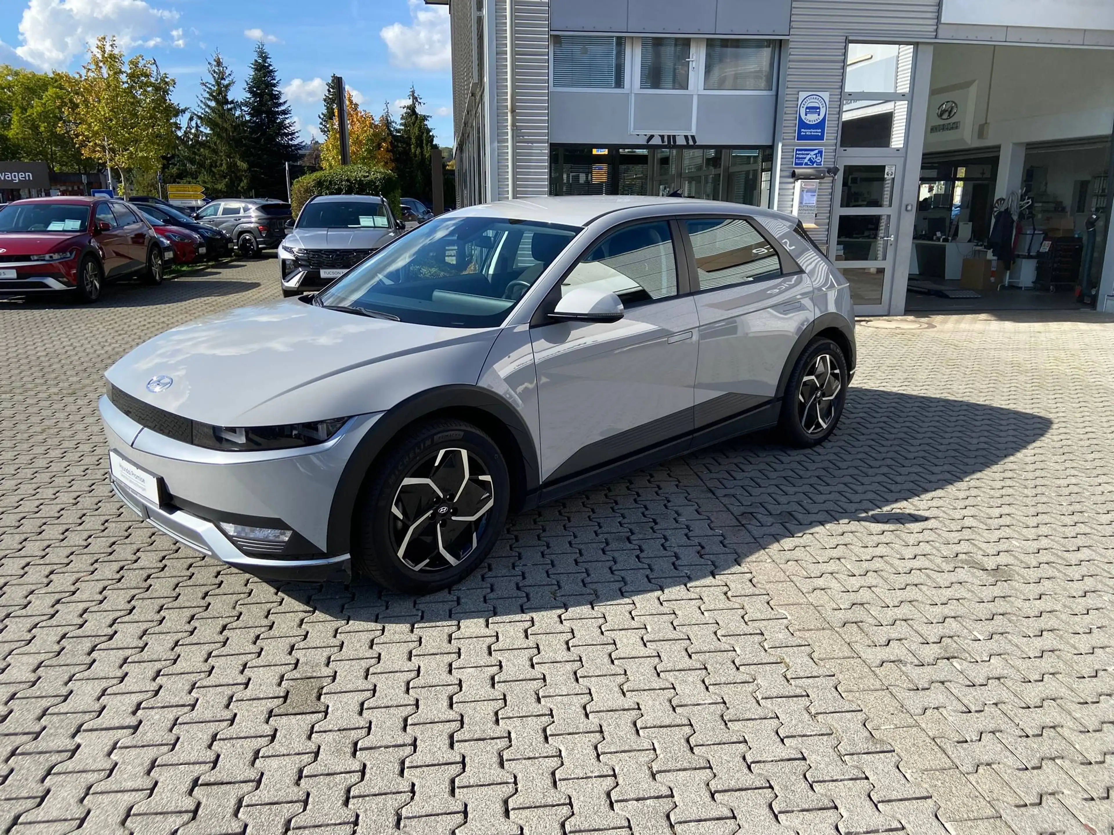 Hyundai IONIQ 5 5 58 kWh Klimaauto Kamera SHZ LKHZ PDC hinten 19-Zoll Alu CarPlay