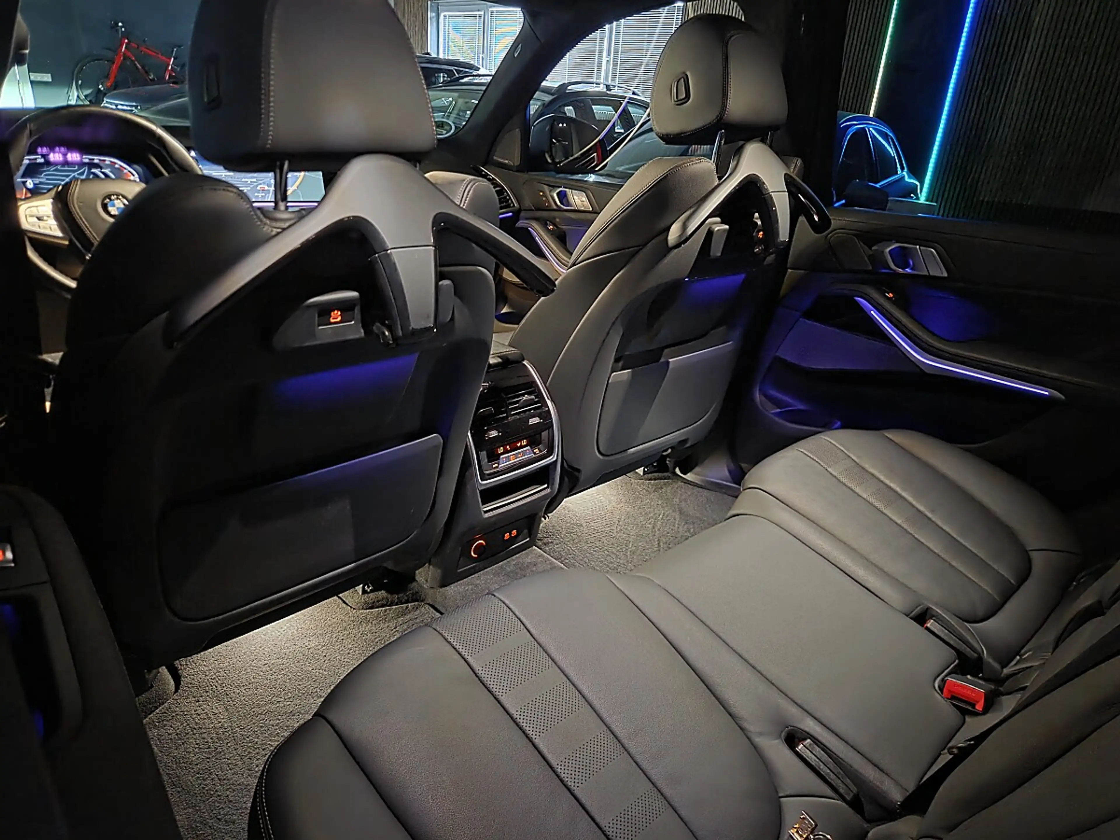 BMW X7 xDrive30d Aut. — photo 25