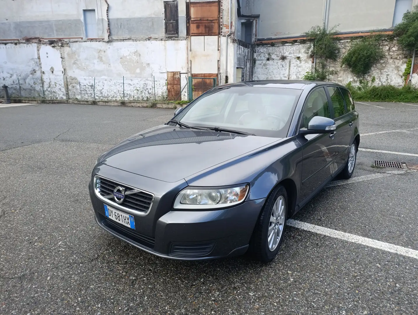 Volvo V50 V50 1.6d drive R-design Gris - 2