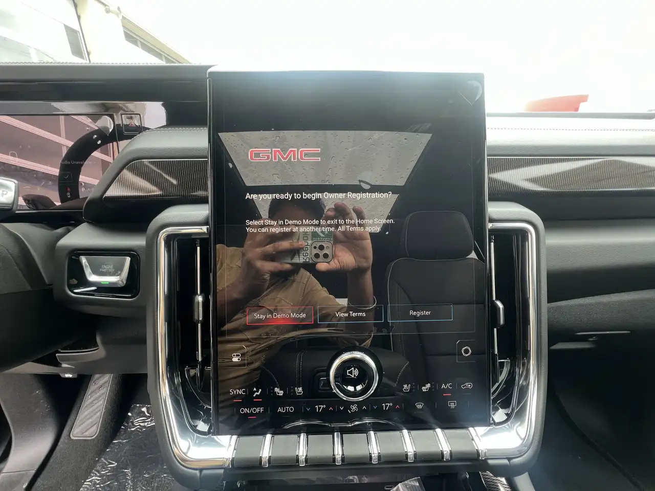 GMC Yukon снимка GMC Yukon